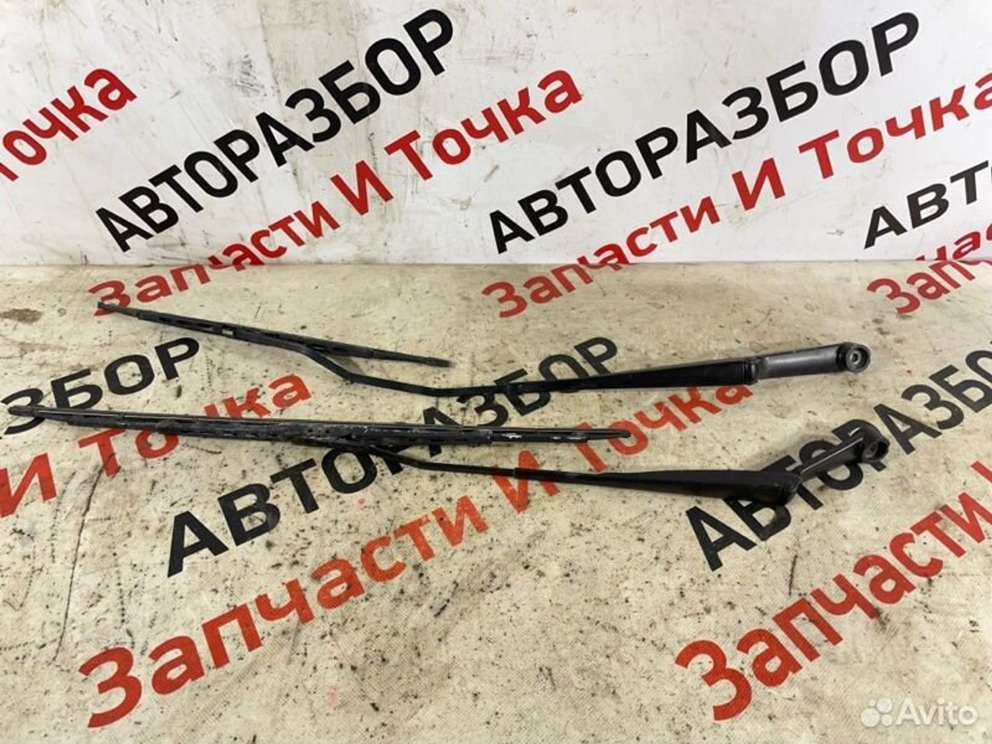 Поводок стеклоочистителя LADA Granta 2190 FL 11182