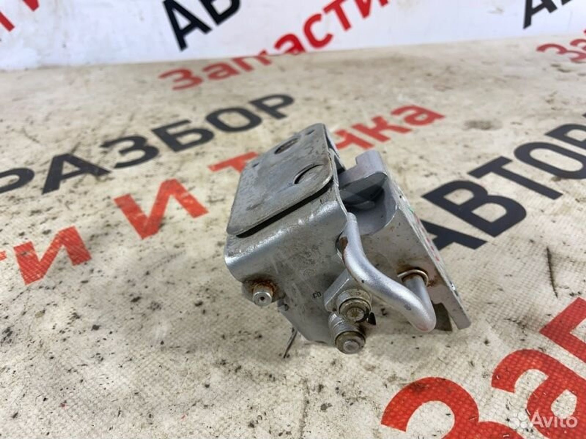 https://gcs.partsauto.market/rn-stockpro.appspot.com/thmbs/afb38d96ab8c9795ecac00e406b21163/d7534b95bc61f6120a91458c221322b3/588518f33af5fdd878d982217b09305c.jpg