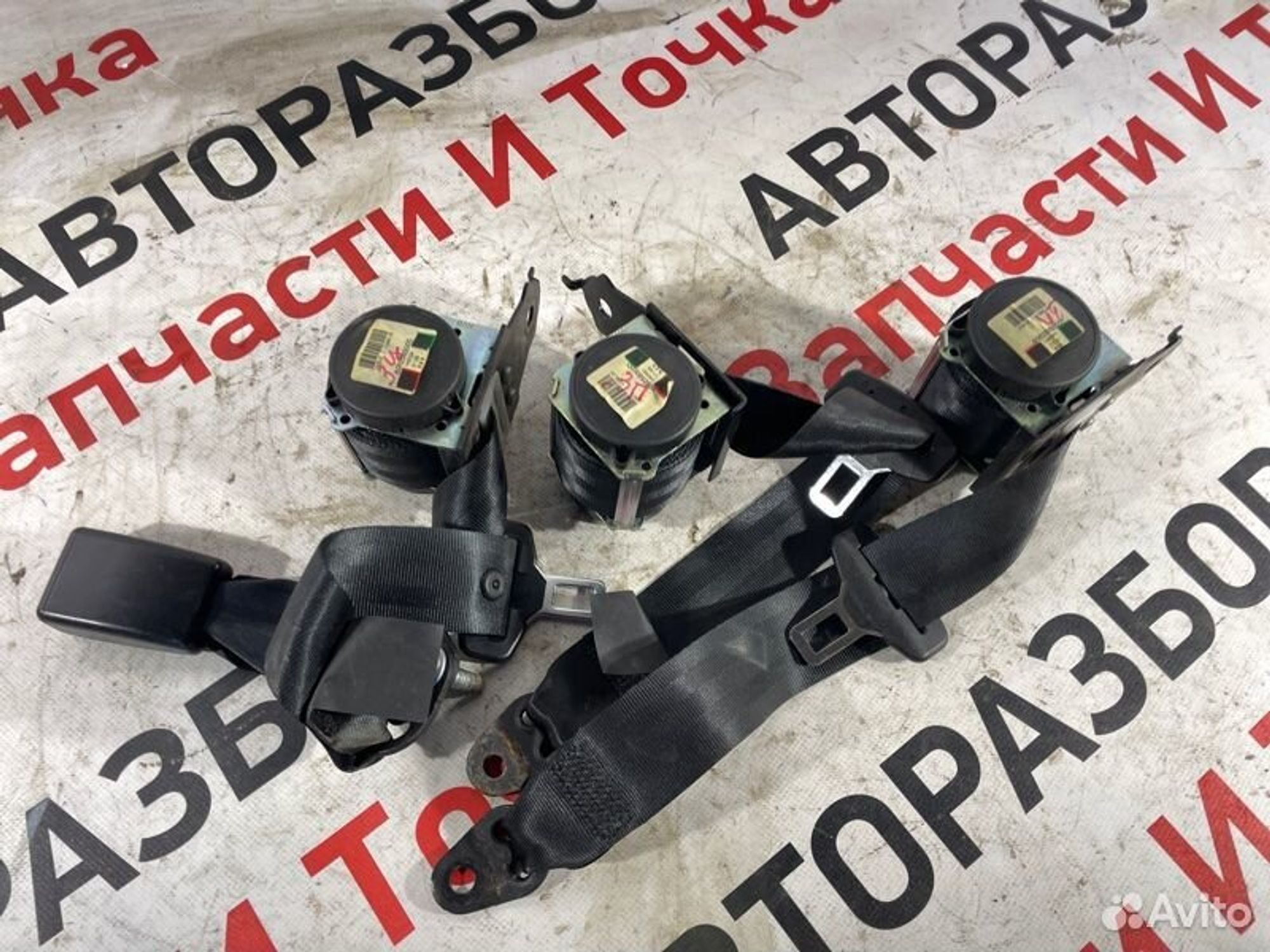 https://gcs.partsauto.market/rn-stockpro.appspot.com/thmbs/afb38d96ab8c9795ecac00e406b21163/e37fcc3e8a134ce63c6d865b210c476d/930155e1d2ca6821354781a47c9308b2.jpg