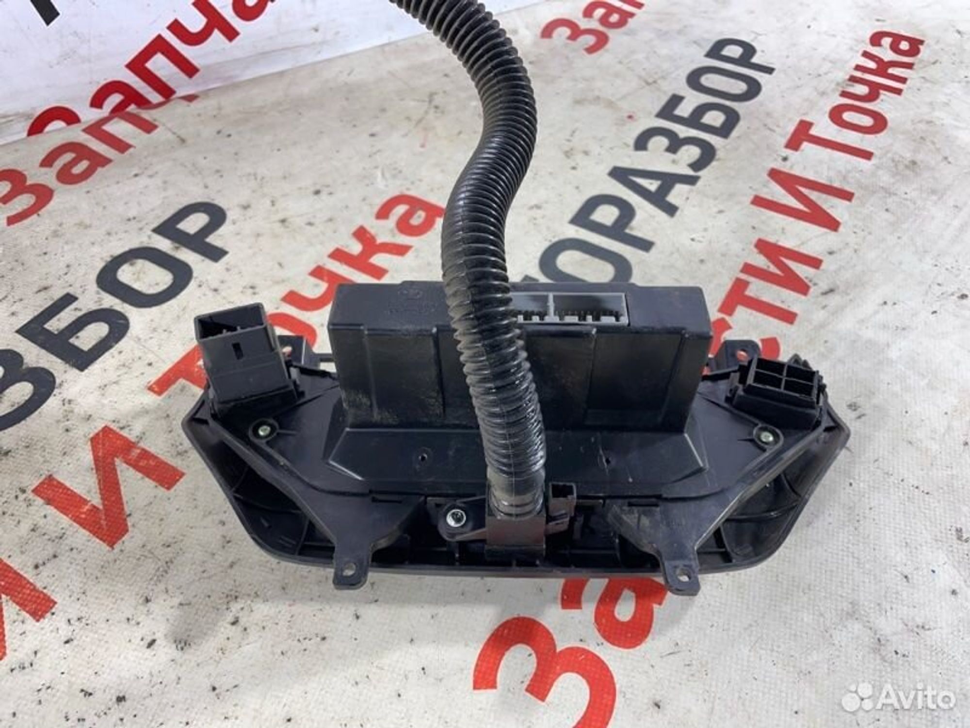 https://gcs.partsauto.market/rn-stockpro.appspot.com/thmbs/afb38d96ab8c9795ecac00e406b21163/e7bc46cb156ac5bfe17db5fe80d433ca/3abe08667b2effb67214193f57cd7f99.jpg