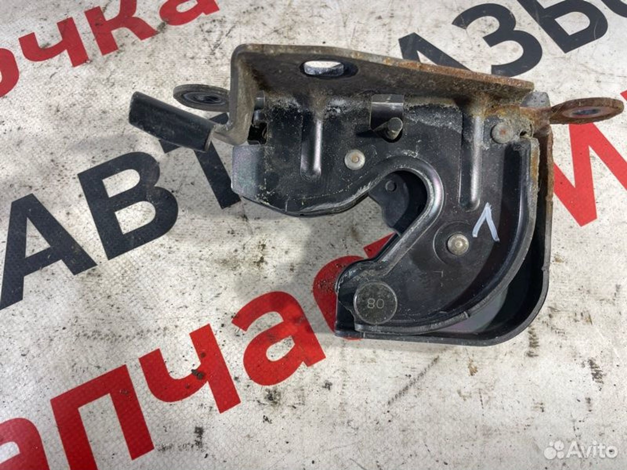 https://gcs.partsauto.market/rn-stockpro.appspot.com/thmbs/afb38d96ab8c9795ecac00e406b21163/e858308d863fc78eb0944e75efddd4d3/8ac3b4eb5bdfd137c11e041776dccc17.jpg
