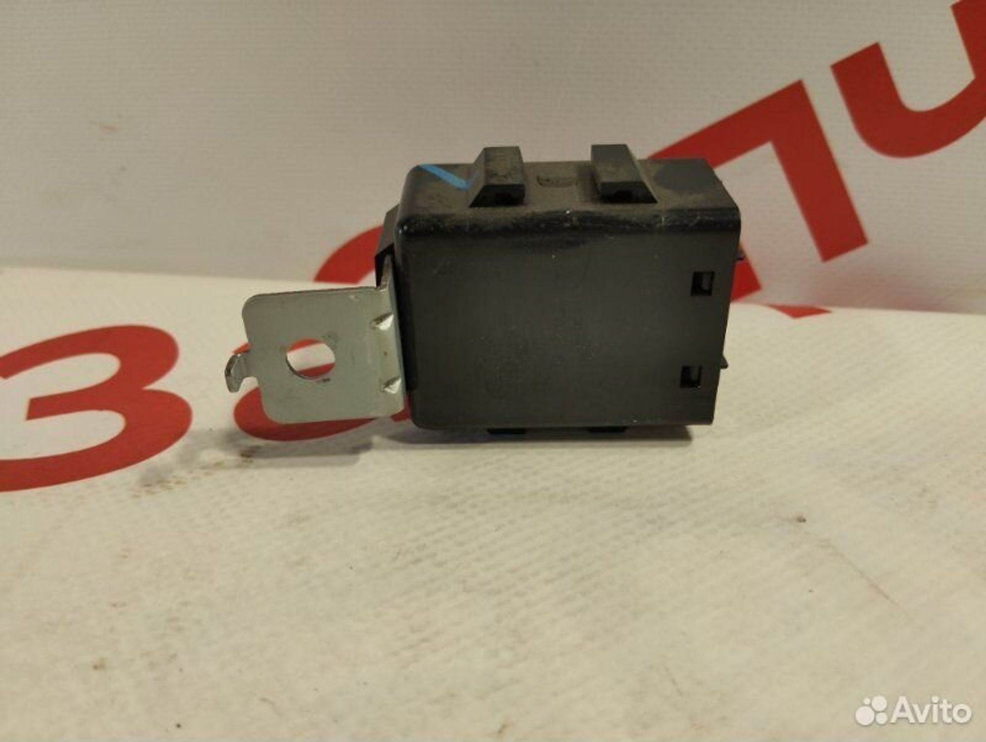 https://gcs.partsauto.market/rn-stockpro.appspot.com/thmbs/afb38d96ab8c9795ecac00e406b21163/e9ba014300e981d6cfc7b5a1a6e58520/7479b51f61d901ac0e27274f78395529.jpg