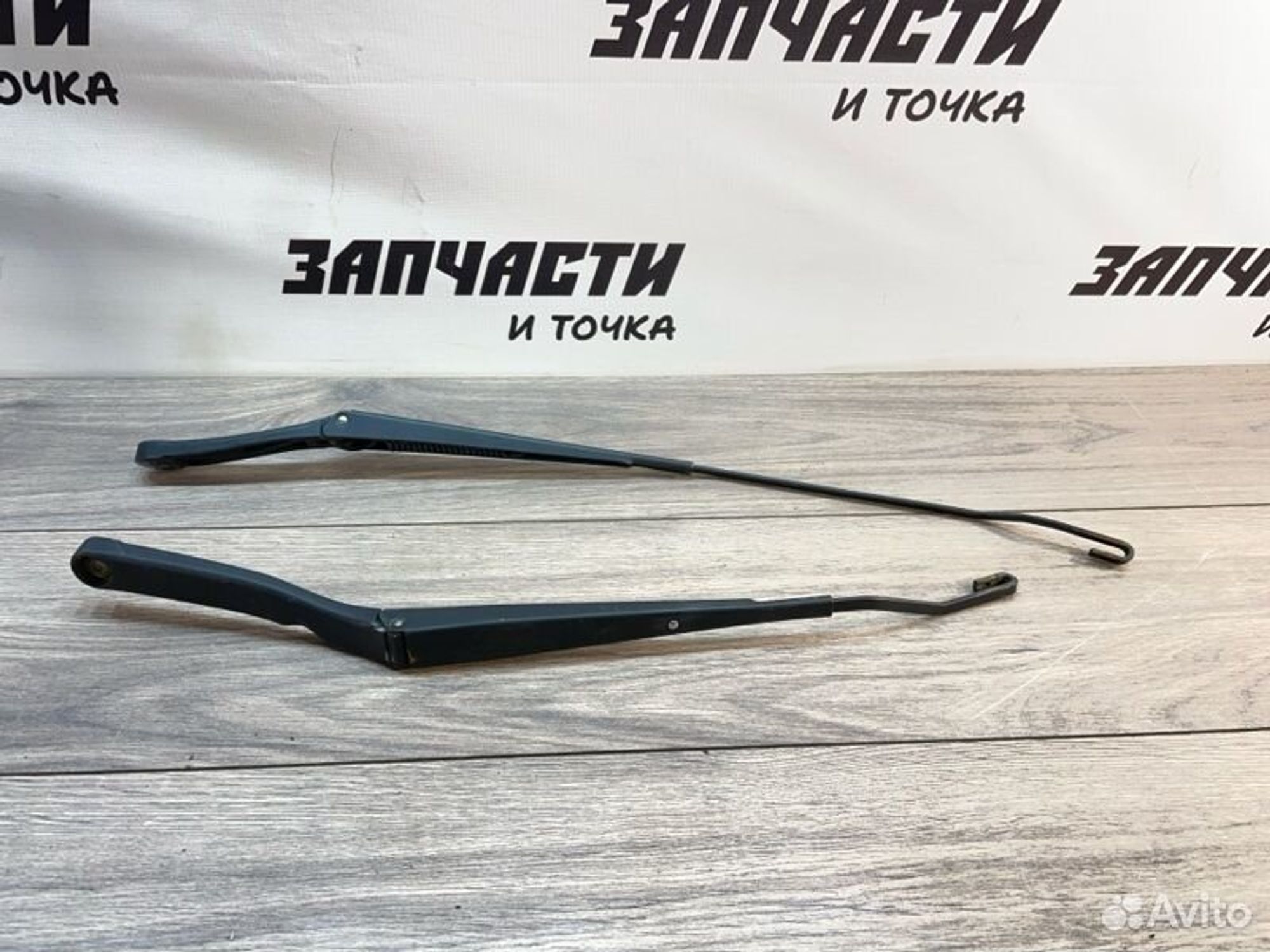 Дворник лобового стекла передний Volkswagen Polo