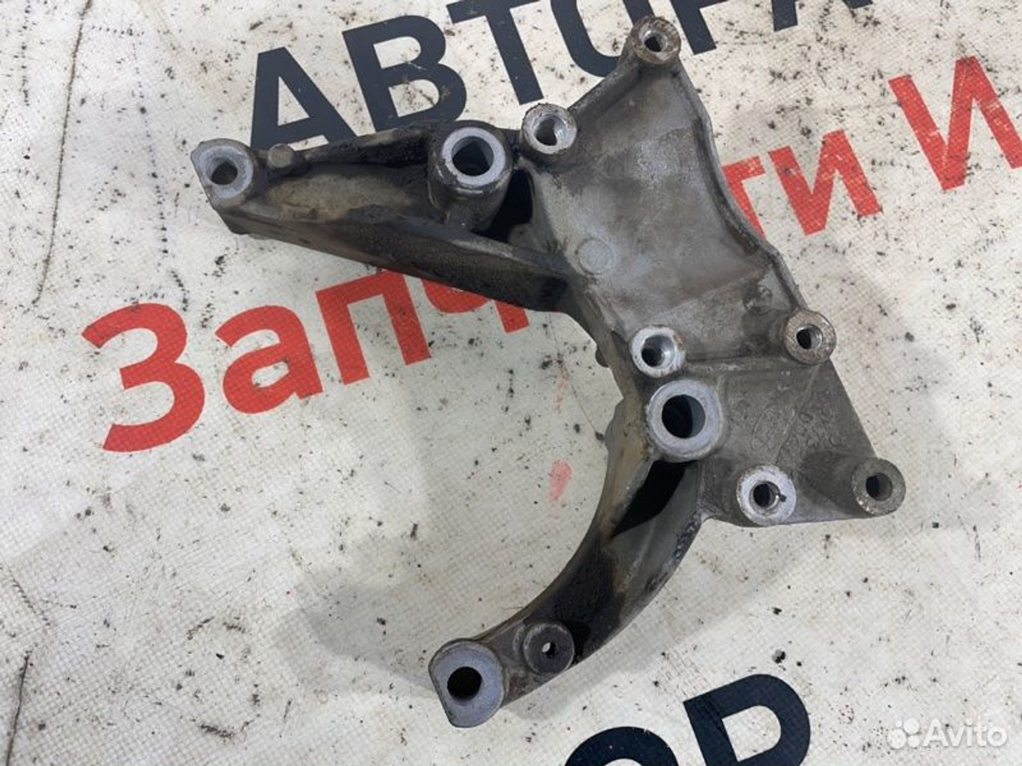 https://gcs.partsauto.market/rn-stockpro.appspot.com/thmbs/afb38d96ab8c9795ecac00e406b21163/f1761a84f5a2414b42c680c84790a8a7/f359d05e038143ba7e0fbc1d079843a7.jpg