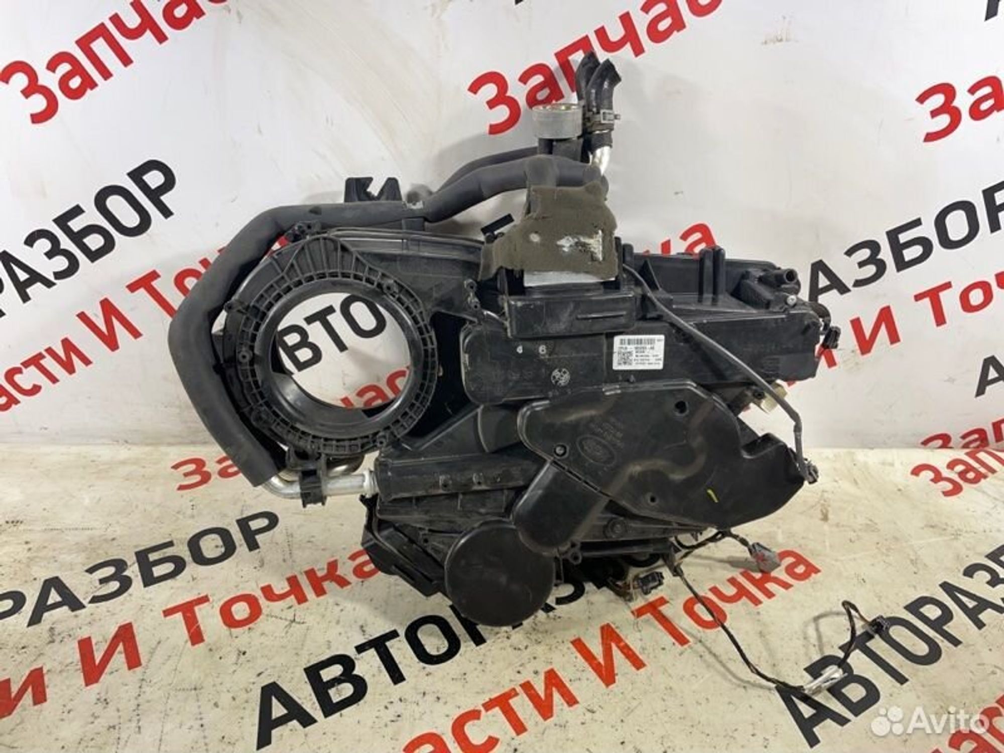 https://gcs.partsauto.market/rn-stockpro.appspot.com/thmbs/afb38d96ab8c9795ecac00e406b21163/f4196a7edc2636b3f7adb3415577d894/eda6b35310102160a1375946d2178c2f.jpg