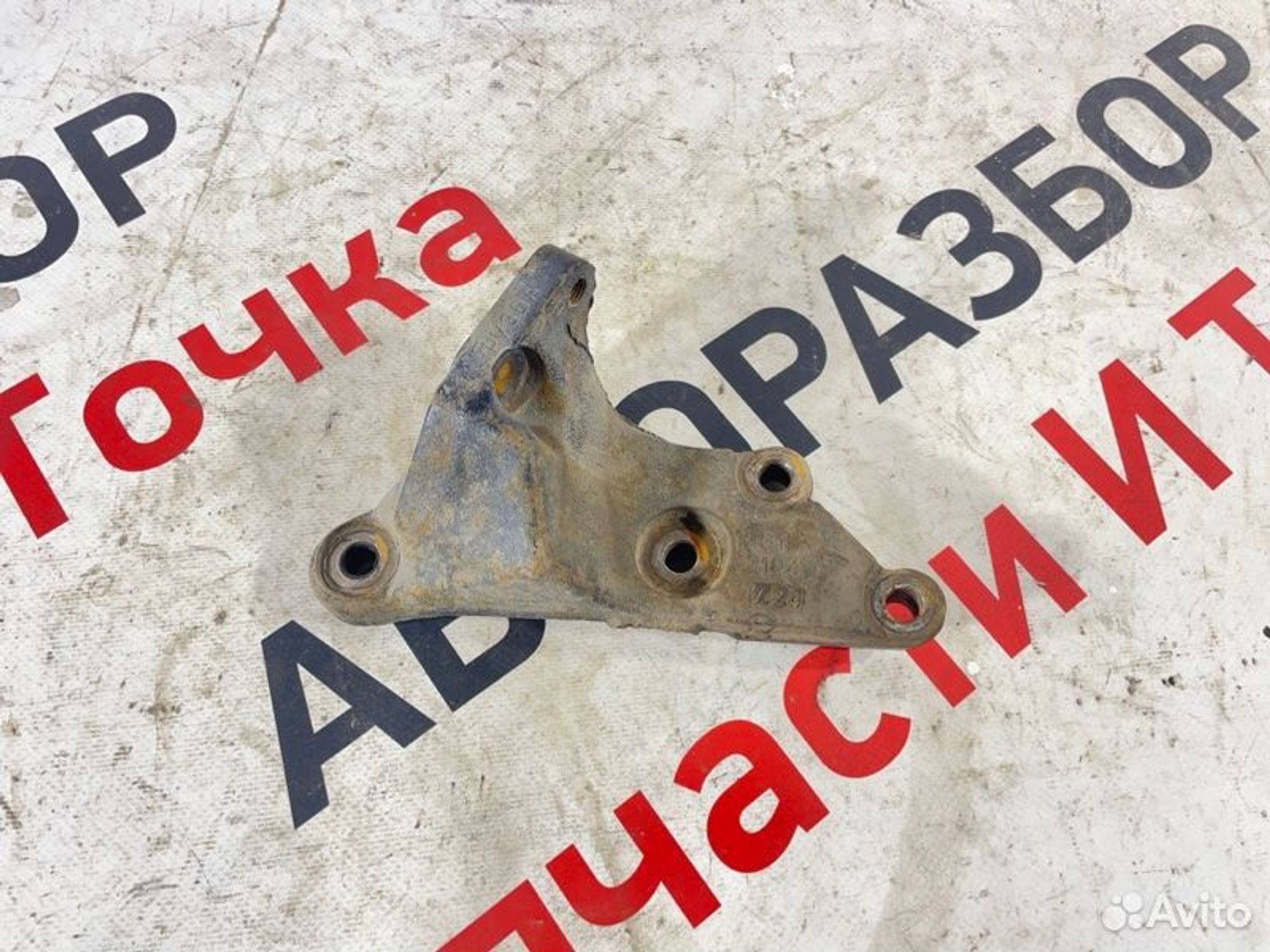 https://gcs.partsauto.market/rn-stockpro.appspot.com/thmbs/afb38d96ab8c9795ecac00e406b21163/f57776ea5db7e20c305f534170c694ea/d865889fd5d1f358f662d36c451e5f8c.jpg