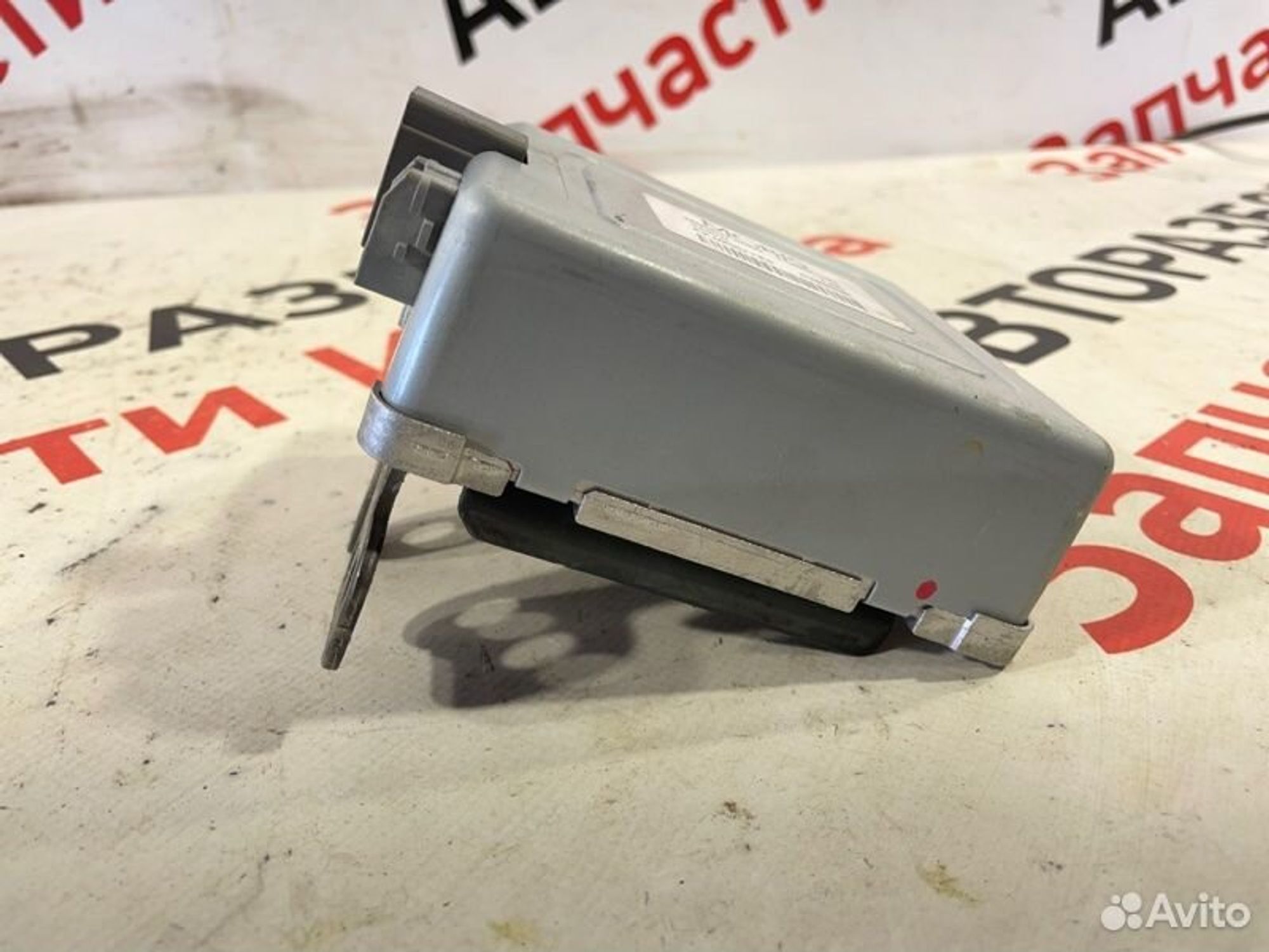 https://gcs.partsauto.market/rn-stockpro.appspot.com/thmbs/afb38d96ab8c9795ecac00e406b21163/fb5d200452834be2ce7afe809e29e9b0/25dbad1d7b9dd51199ee5ce99a289c95.jpg