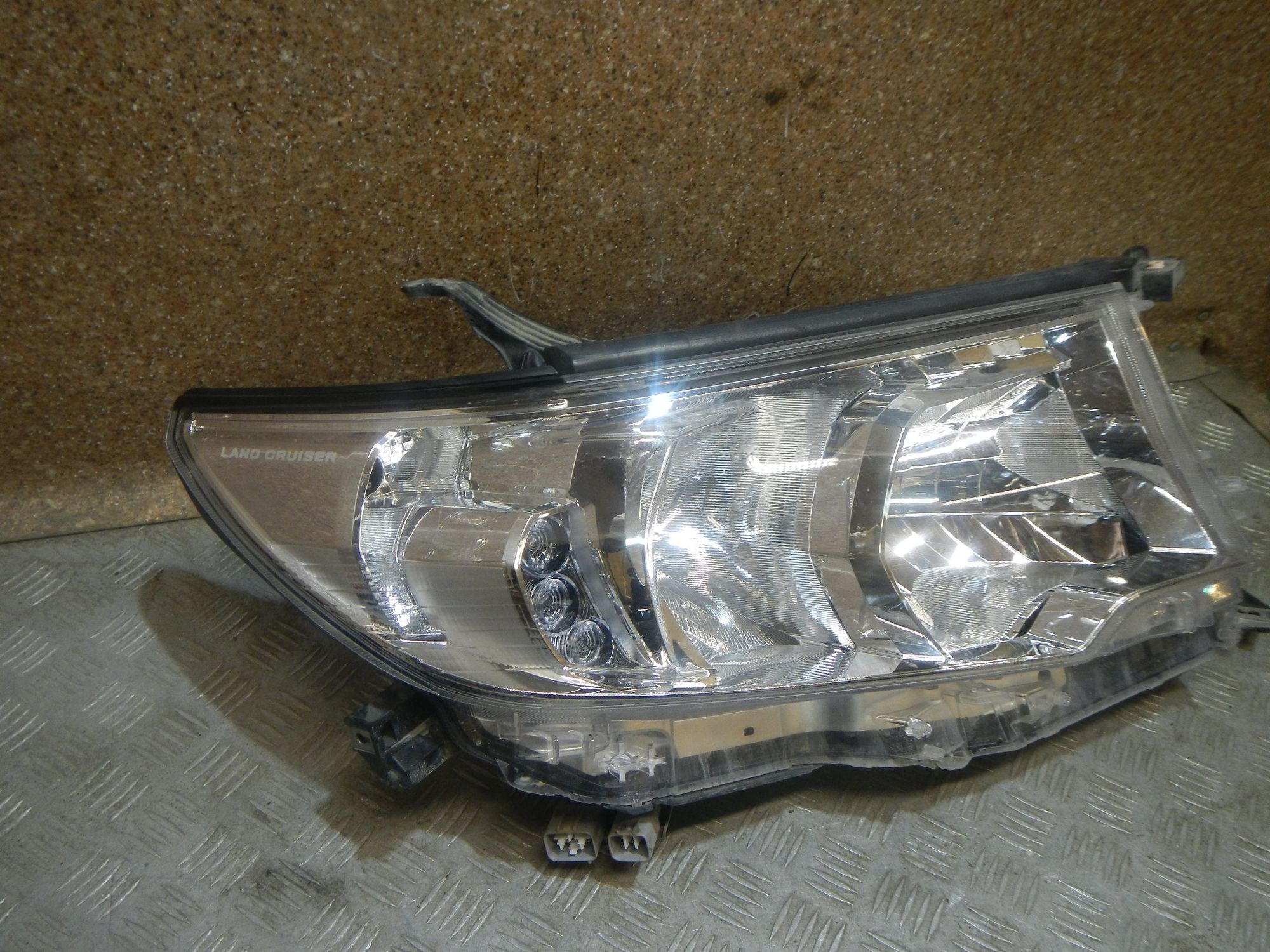 https://gcs.partsauto.market/rn-stockpro.appspot.com/thmbs/b135e93f2d106a11df5e4386431c5e55/1bca1b1b78137b67dbdf4834cb9ced01/d20de5e12f342b10d902071ef2b2e02c.jpg