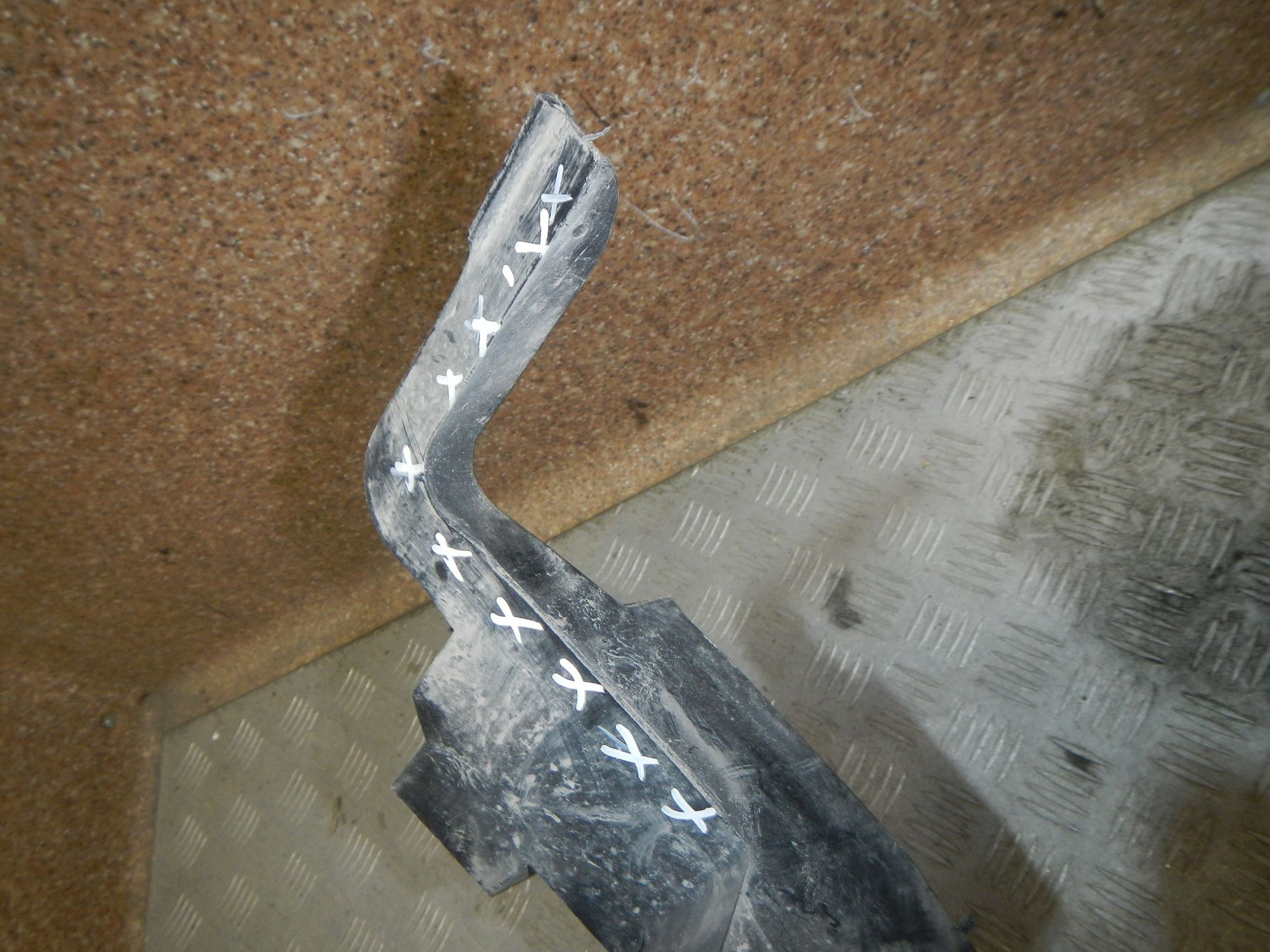 https://gcs.partsauto.market/rn-stockpro.appspot.com/thmbs/b135e93f2d106a11df5e4386431c5e55/272b06bcfe5b7d6682a32672fdf5ba5d/7cb1951c595695c5d32f7ad18f150a4e.jpg