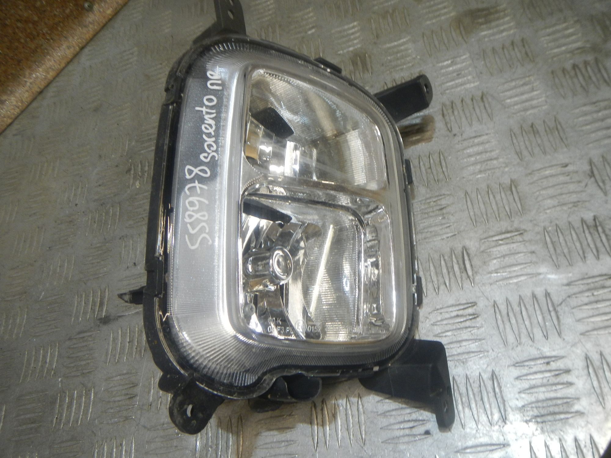 https://gcs.partsauto.market/rn-stockpro.appspot.com/thmbs/b135e93f2d106a11df5e4386431c5e55/40f868bfe4c87c4de5e9cf389e266975/dcc3f62e478ae830fb769b1c4d479ed2.jpg