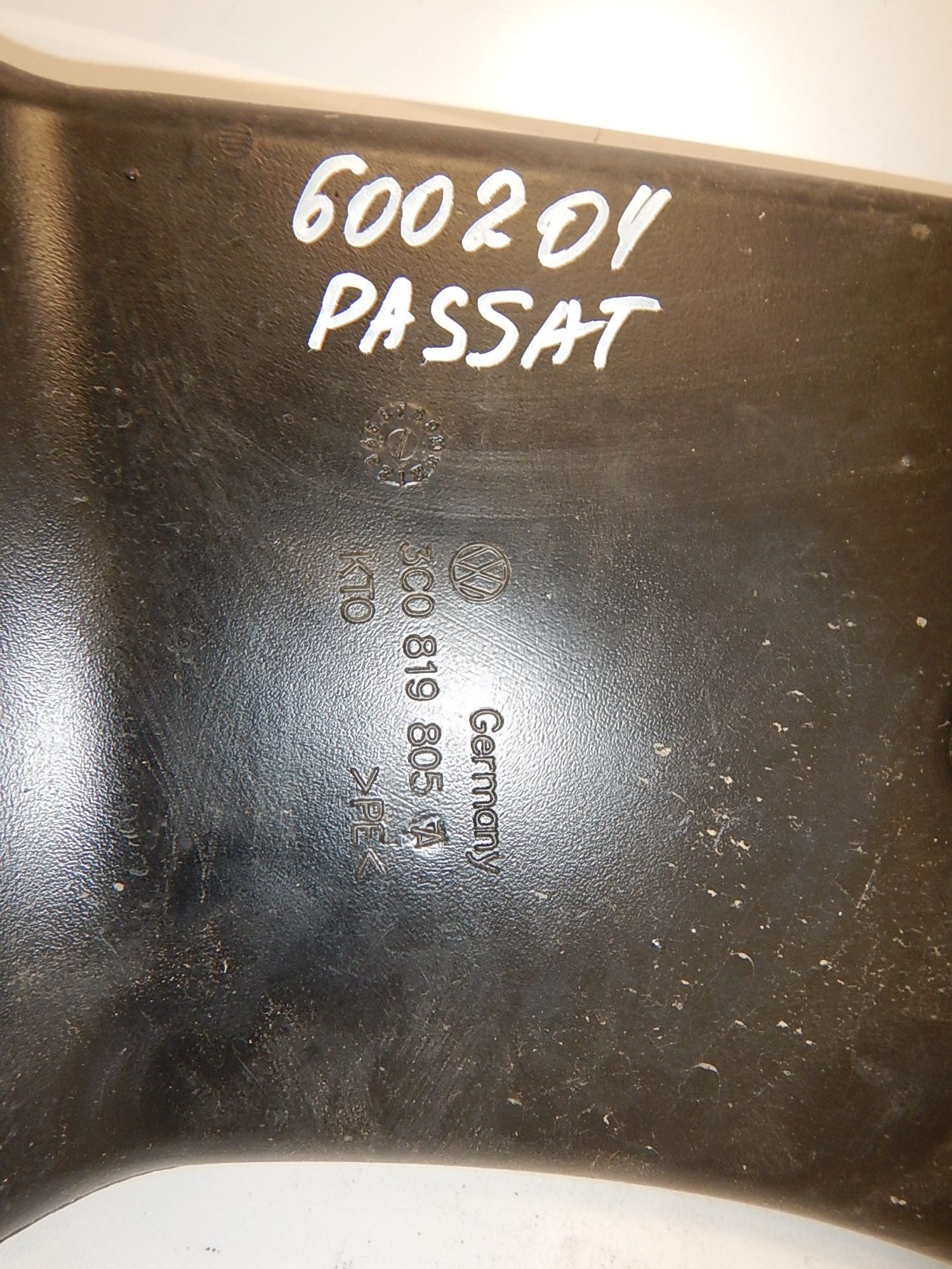 https://gcs.partsauto.market/rn-stockpro.appspot.com/thmbs/b135e93f2d106a11df5e4386431c5e55/67d4cbe8e5463b2d113d15f3665d5b57/d2e0683f1e7c38743af46f0ebfdebcf1.jpg