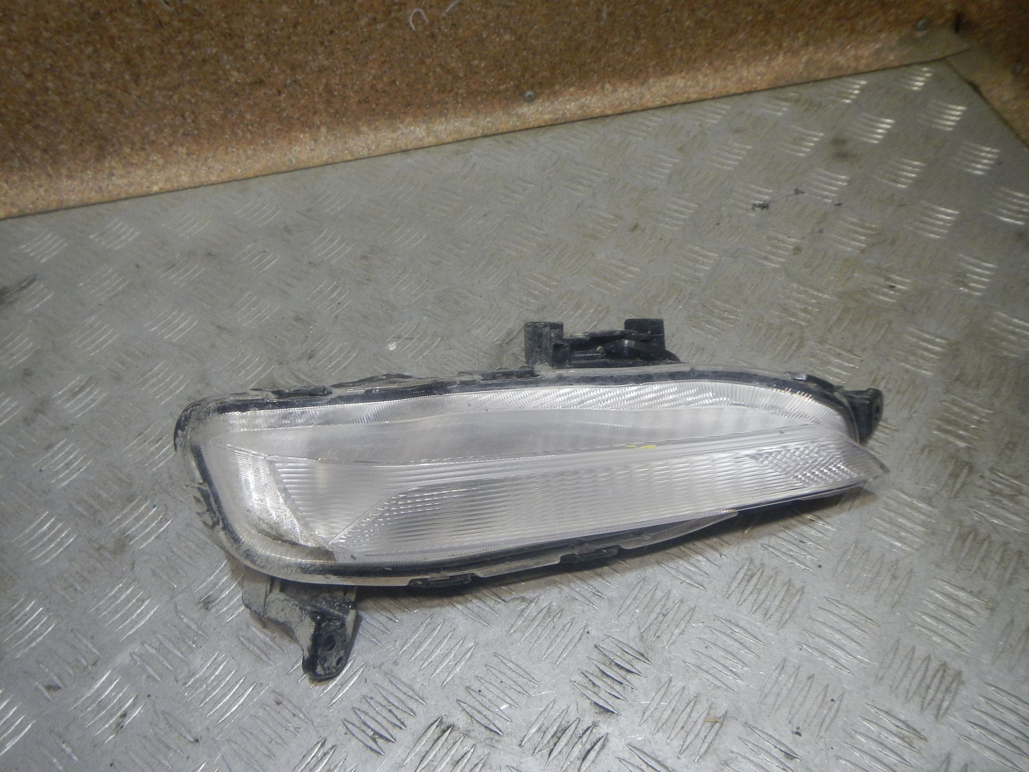 https://gcs.partsauto.market/rn-stockpro.appspot.com/thmbs/b135e93f2d106a11df5e4386431c5e55/7cf9d95190c7b46577a496726f0f46a1/4ea721a51531f3a6032fd9c691586caf.jpg