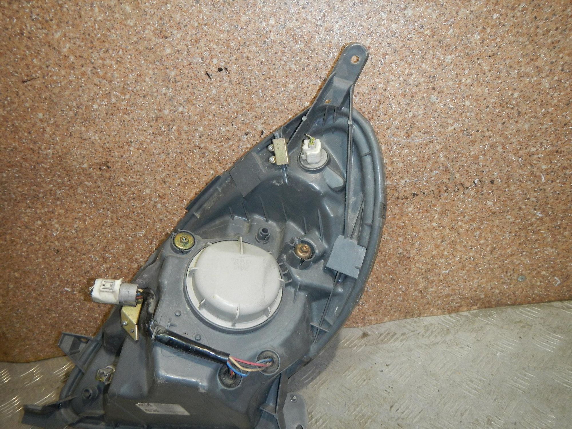 https://gcs.partsauto.market/rn-stockpro.appspot.com/thmbs/b135e93f2d106a11df5e4386431c5e55/9a9cf56bdd72f3252f580d09c933c6e7/b4af86a5ff37c5cf0c970f8da50fd21b.jpg