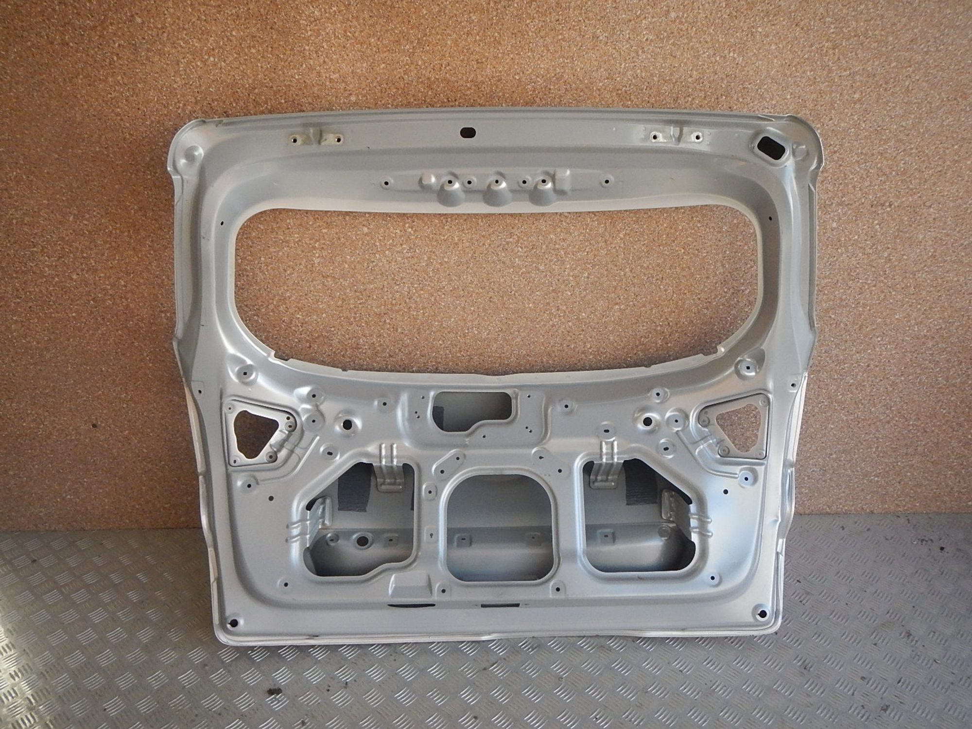 https://gcs.partsauto.market/rn-stockpro.appspot.com/thmbs/b135e93f2d106a11df5e4386431c5e55/a1a8dfcf81bac145c9f74034edcaf489/7e3918ee0b21e1e357ee78b28b7e9f02.jpg