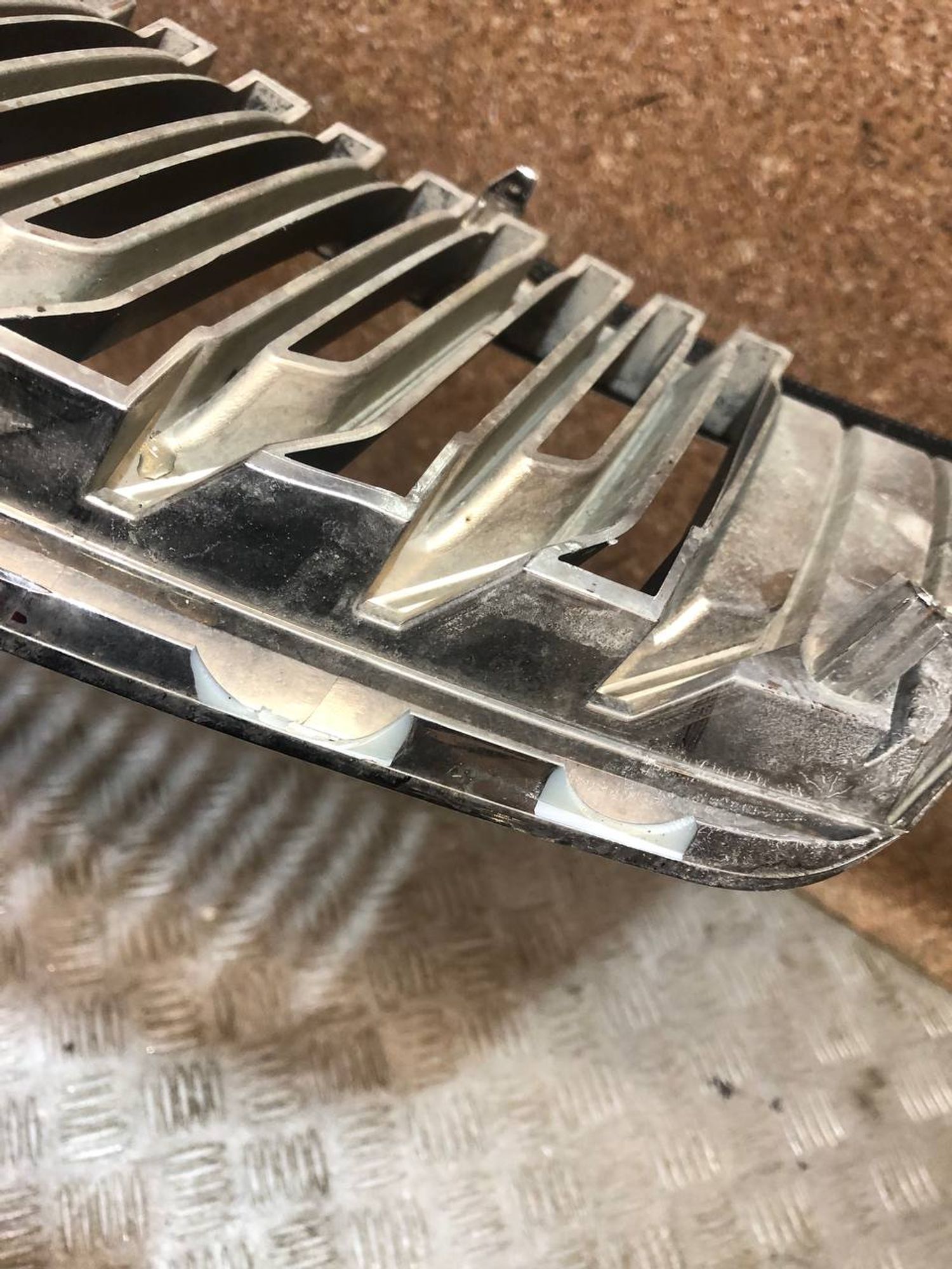 https://gcs.partsauto.market/rn-stockpro.appspot.com/thmbs/b135e93f2d106a11df5e4386431c5e55/c1d4fa067044a2a2d14740a4154a95c1/75915765661c3109209381faf3ed3616.jpg