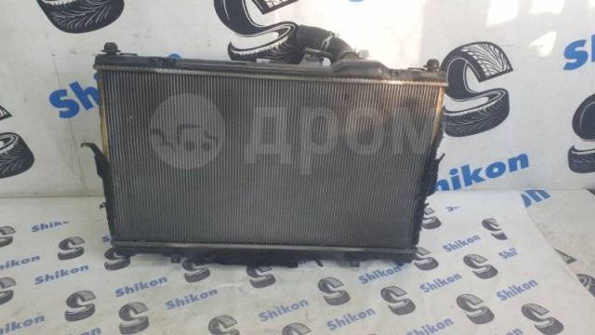 Радиатор охлаждения двигателя Toyota Mark X 2010 GRX130 4Grfse, передний во Владивостоке