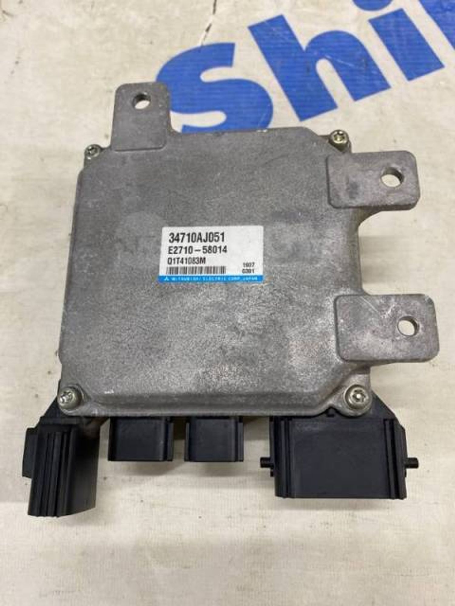 Блок управления рулевой рейкой Subaru Legacy 2011 BR9 EJ253 во Владивостоке