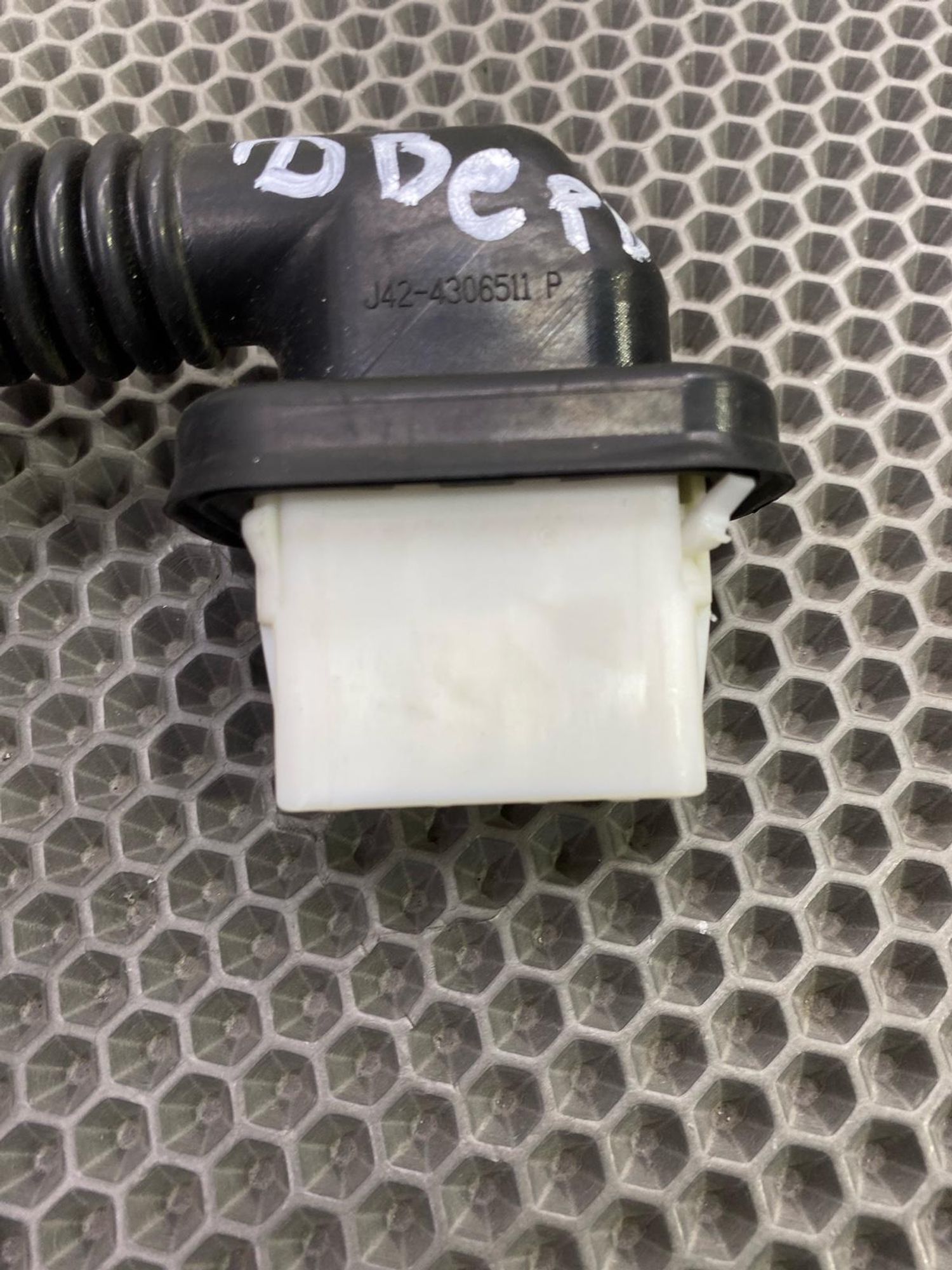 https://gcs.partsauto.market/rn-stockpro.appspot.com/thmbs/c8f07ba63eb5b2f0f6006ea854bf8f7d/0344a51bc37b015f5b987a1eb5c4f1b9/5e95930a29b4a5ee6030961e6fbb5958.jpg