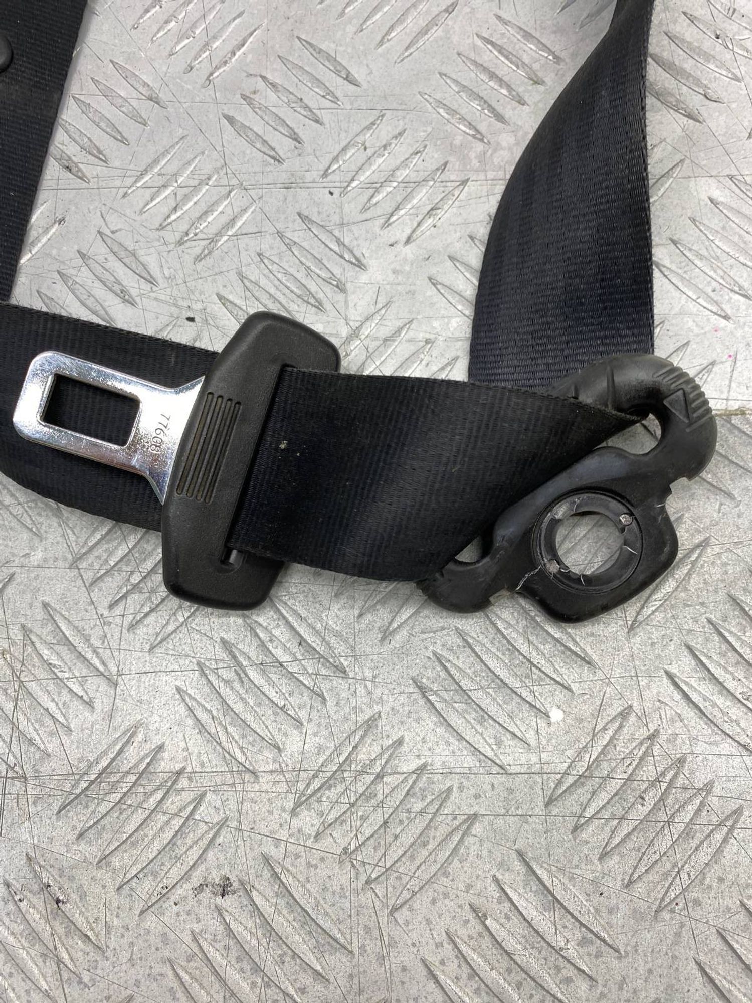 https://gcs.partsauto.market/rn-stockpro.appspot.com/thmbs/c8f07ba63eb5b2f0f6006ea854bf8f7d/08cc8c6ba29157972526578738485949/afa77c4842583ffa3ed53edb9ac0980c.jpg
