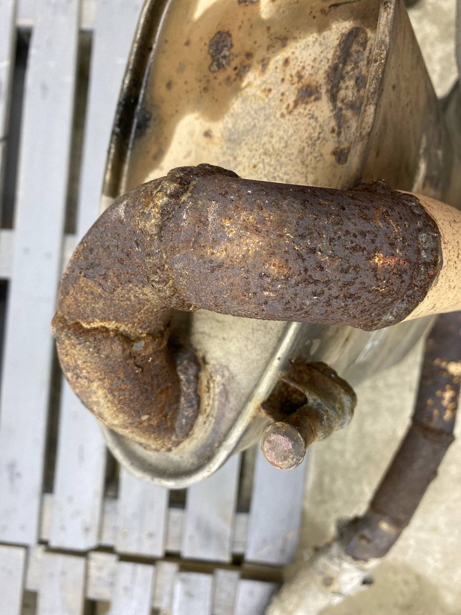 https://gcs.partsauto.market/rn-stockpro.appspot.com/thmbs/c8f07ba63eb5b2f0f6006ea854bf8f7d/1588986d6f67aec048e89fe666ddef88/c30b552b651c2127cee8c03e82296997.jpg
