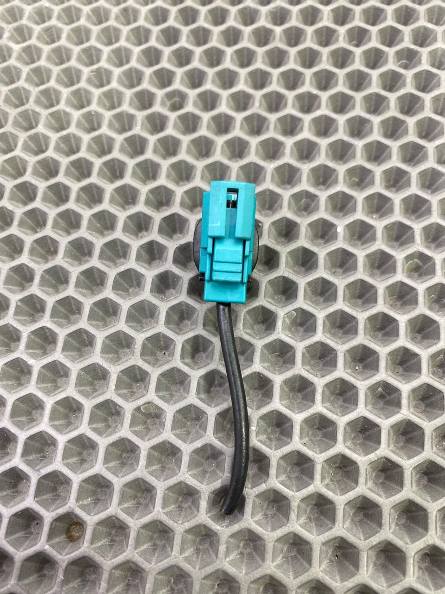 https://gcs.partsauto.market/rn-stockpro.appspot.com/thmbs/c8f07ba63eb5b2f0f6006ea854bf8f7d/1bb219ac754ece7c4ceaac23cf534c6e/76ccf692b948c30a5a244f009579f23c.jpg