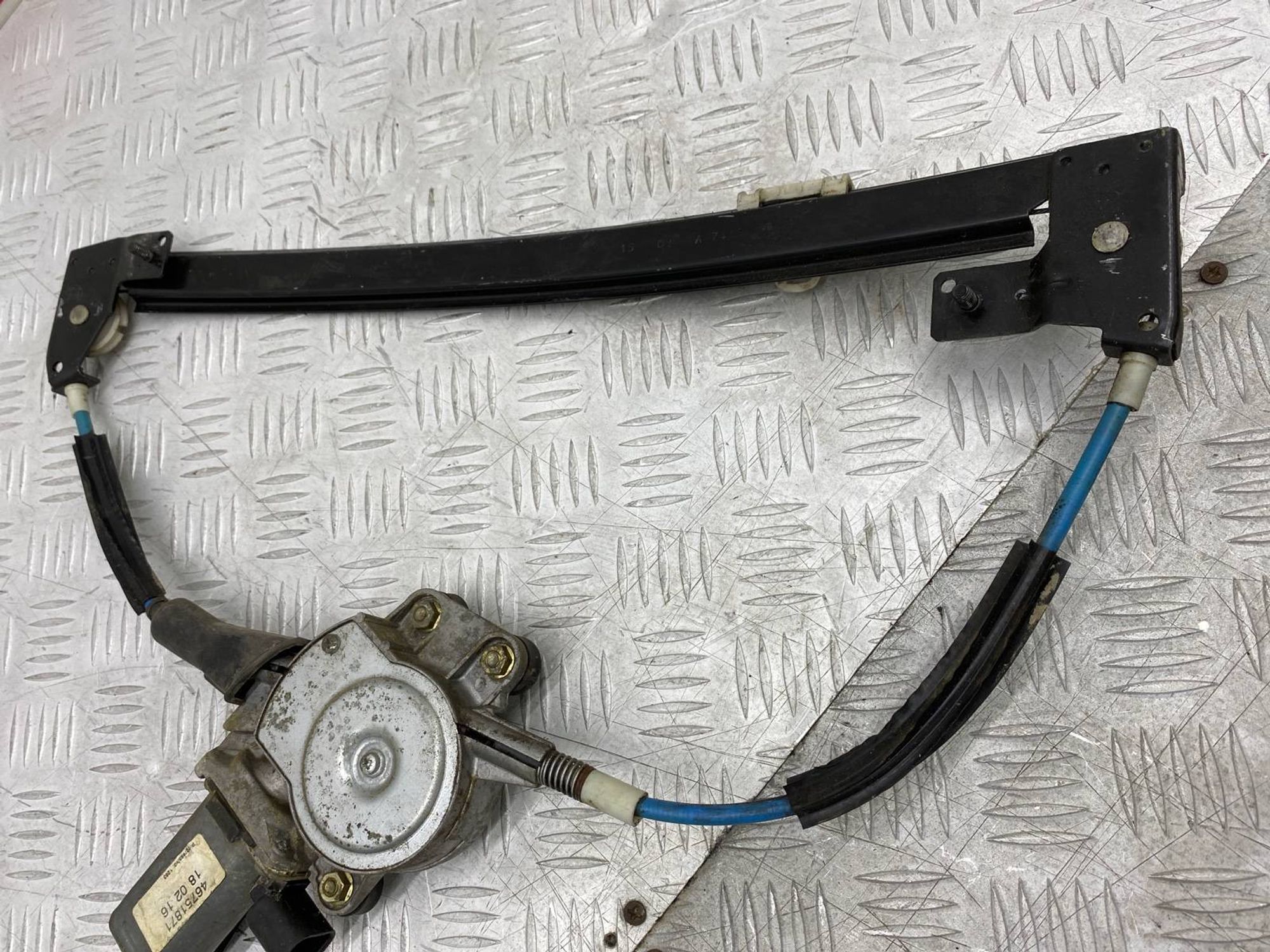 https://gcs.partsauto.market/rn-stockpro.appspot.com/thmbs/c8f07ba63eb5b2f0f6006ea854bf8f7d/224f668374e8fe6c295078f3db3ec61f/45899ec1f2a3987e60678b032a04644d.jpg