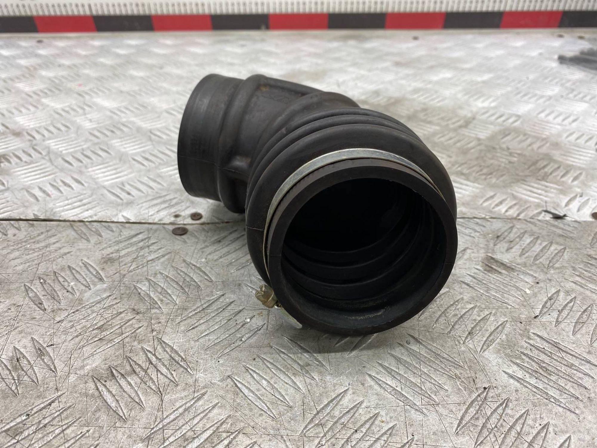 https://gcs.partsauto.market/rn-stockpro.appspot.com/thmbs/c8f07ba63eb5b2f0f6006ea854bf8f7d/28d2478792cdfc8bbdcbe5e5f06bcc57/321b90c8c3481d72d6be2c46abcc6ca4.jpg