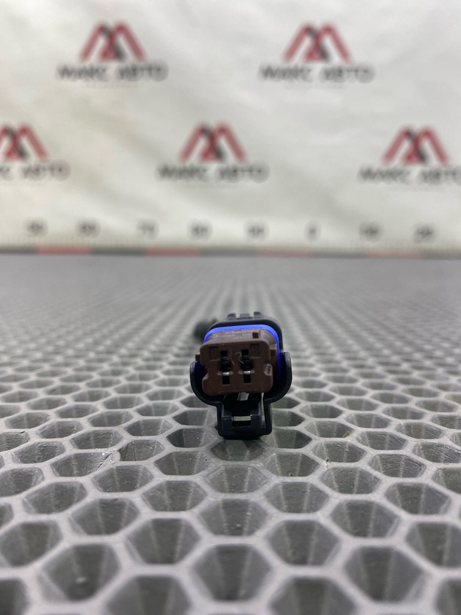 https://gcs.partsauto.market/rn-stockpro.appspot.com/thmbs/c8f07ba63eb5b2f0f6006ea854bf8f7d/2a4134cf0de50cd606fe3a813b7789ce/1f3a2ac913ce25b2c8445324c31ac6b2.jpg