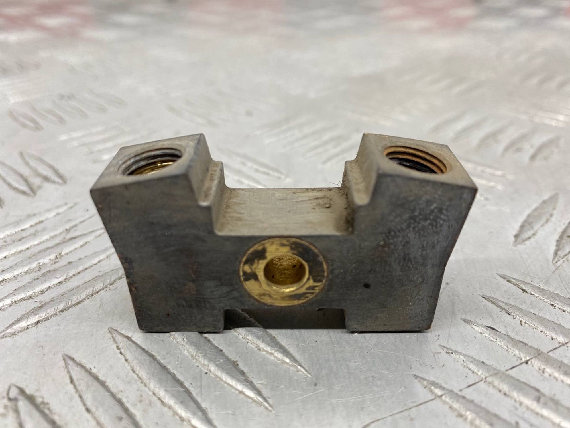https://gcs.partsauto.market/rn-stockpro.appspot.com/thmbs/c8f07ba63eb5b2f0f6006ea854bf8f7d/34362298aec5a9c04061da8e8a01732a/211fec000c06defa7575741e4a52cc9d.jpg