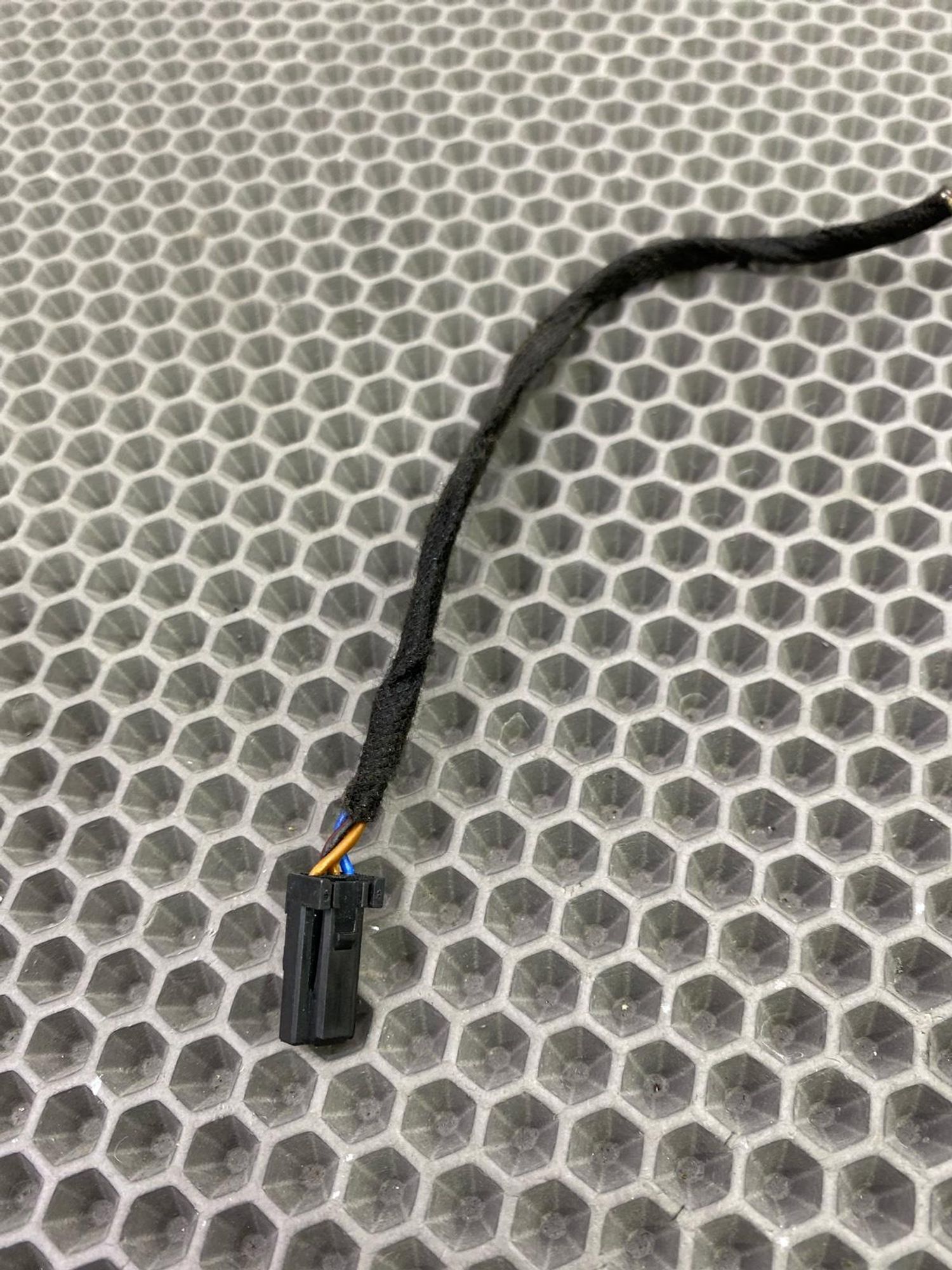 https://gcs.partsauto.market/rn-stockpro.appspot.com/thmbs/c8f07ba63eb5b2f0f6006ea854bf8f7d/3af469fe7ae18be0f45b5df18b50d857/0f3579a4ef64d6cfabd062f66b5263c1.jpg