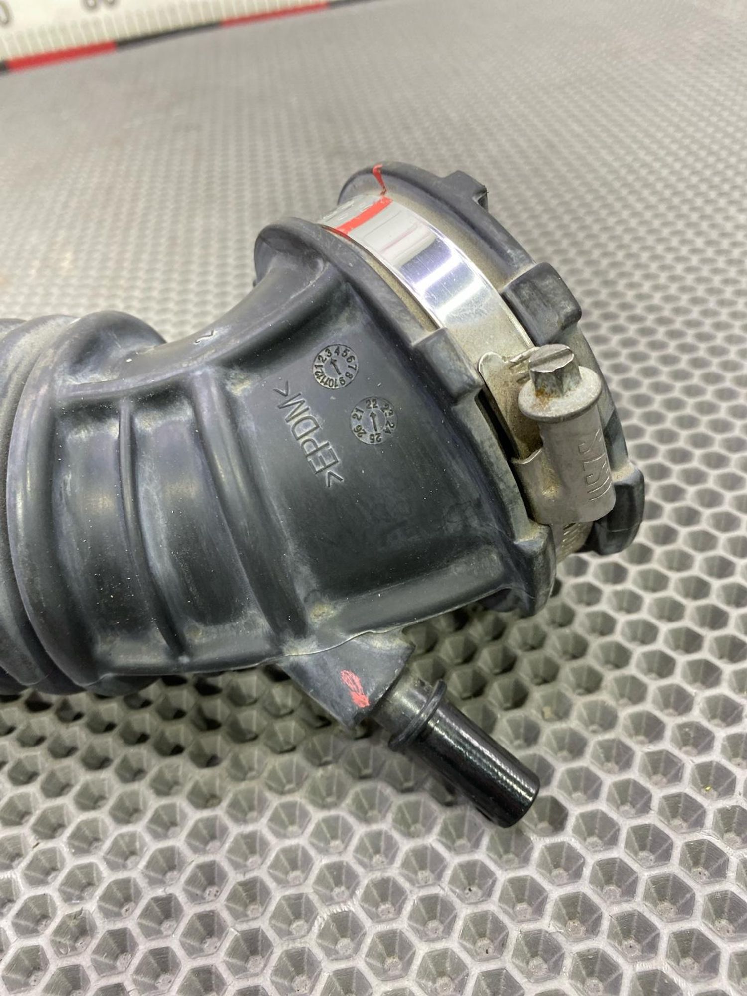 https://gcs.partsauto.market/rn-stockpro.appspot.com/thmbs/c8f07ba63eb5b2f0f6006ea854bf8f7d/49aed522eb1585f6ddf19ec192603e03/5ca3b9bd69bd21b97ce37cac24e70750.jpg