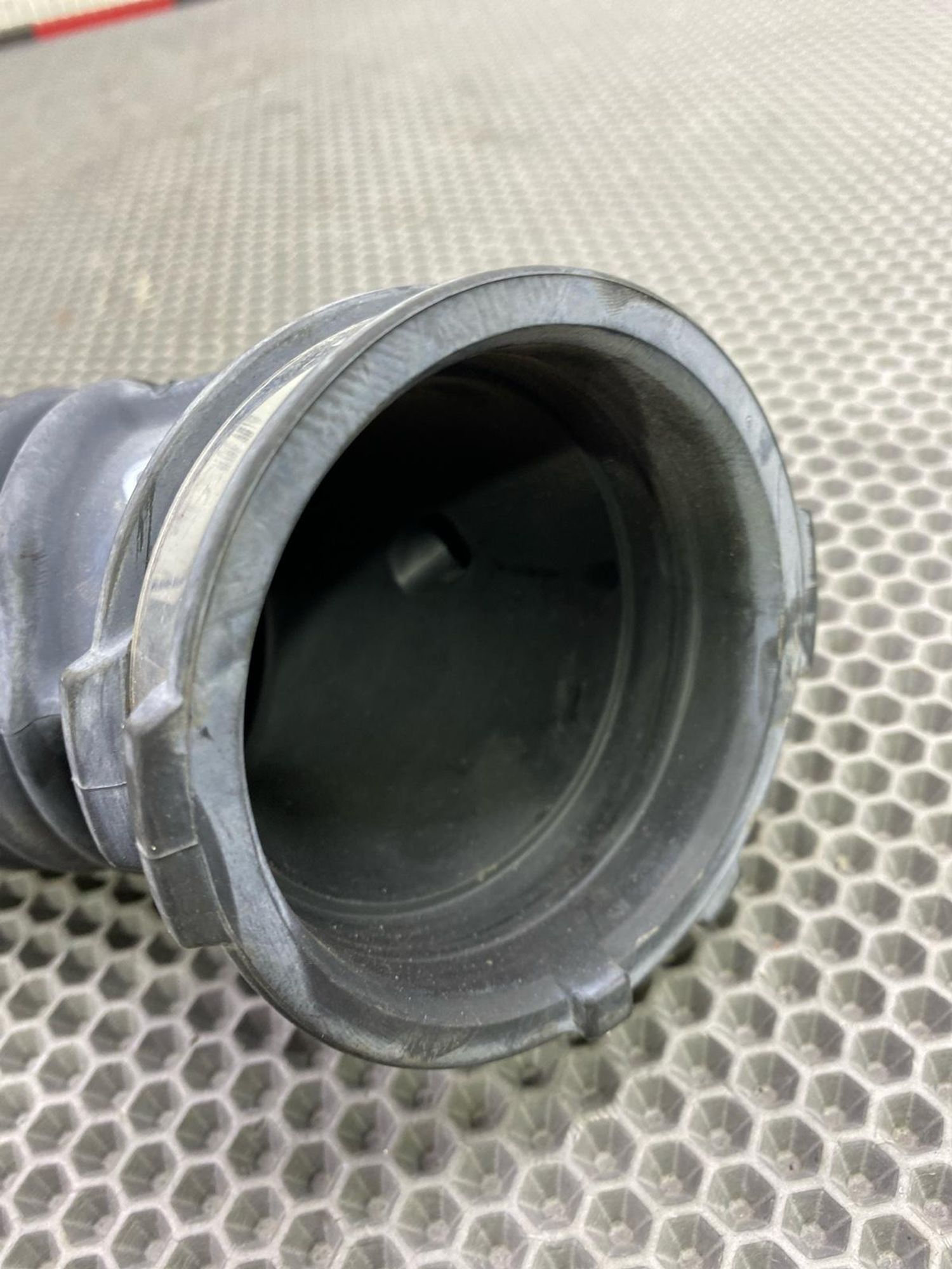 https://gcs.partsauto.market/rn-stockpro.appspot.com/thmbs/c8f07ba63eb5b2f0f6006ea854bf8f7d/49aed522eb1585f6ddf19ec192603e03/88212b23ed04118c3a293486d10367ed.jpg