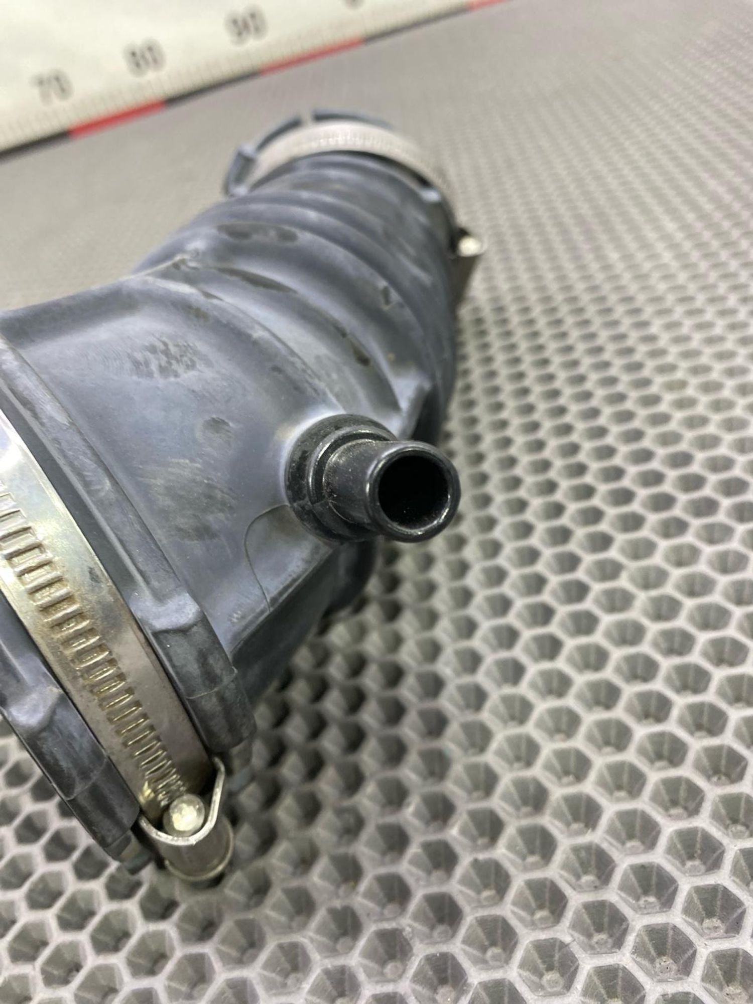 https://gcs.partsauto.market/rn-stockpro.appspot.com/thmbs/c8f07ba63eb5b2f0f6006ea854bf8f7d/49aed522eb1585f6ddf19ec192603e03/e92b82b7140a7e09f4cbf4c2e48feaa5.jpg