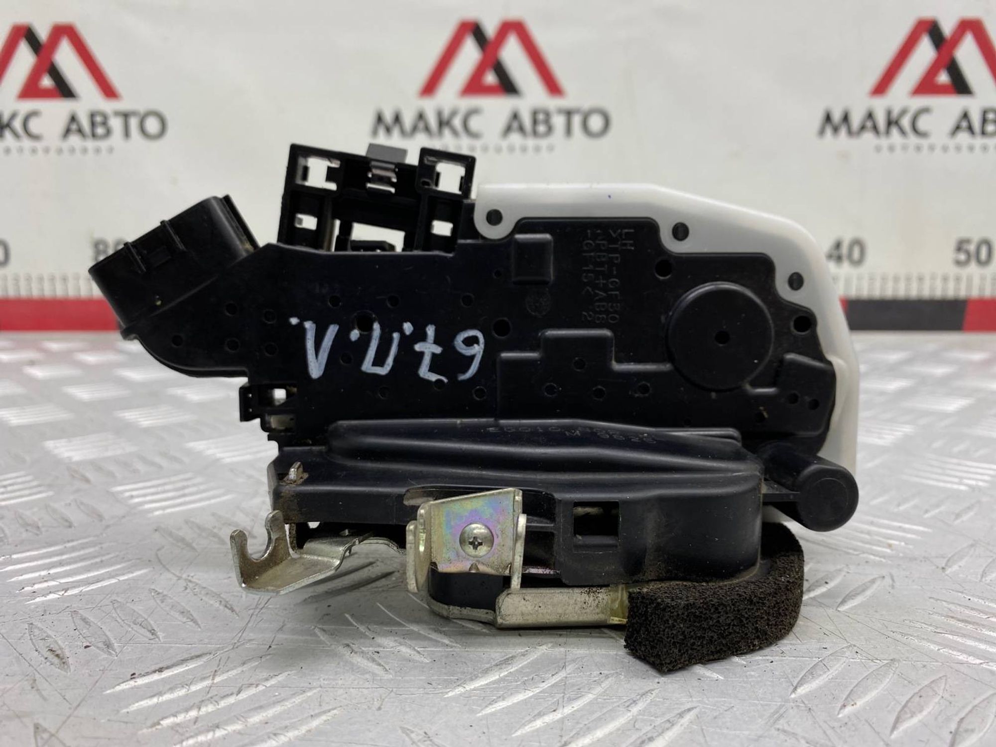 https://gcs.partsauto.market/rn-stockpro.appspot.com/thmbs/c8f07ba63eb5b2f0f6006ea854bf8f7d/4e25ebf11da115b35ff0c6a6397145e6/207c91d93ea7842ca0074f7031d0229f.jpg