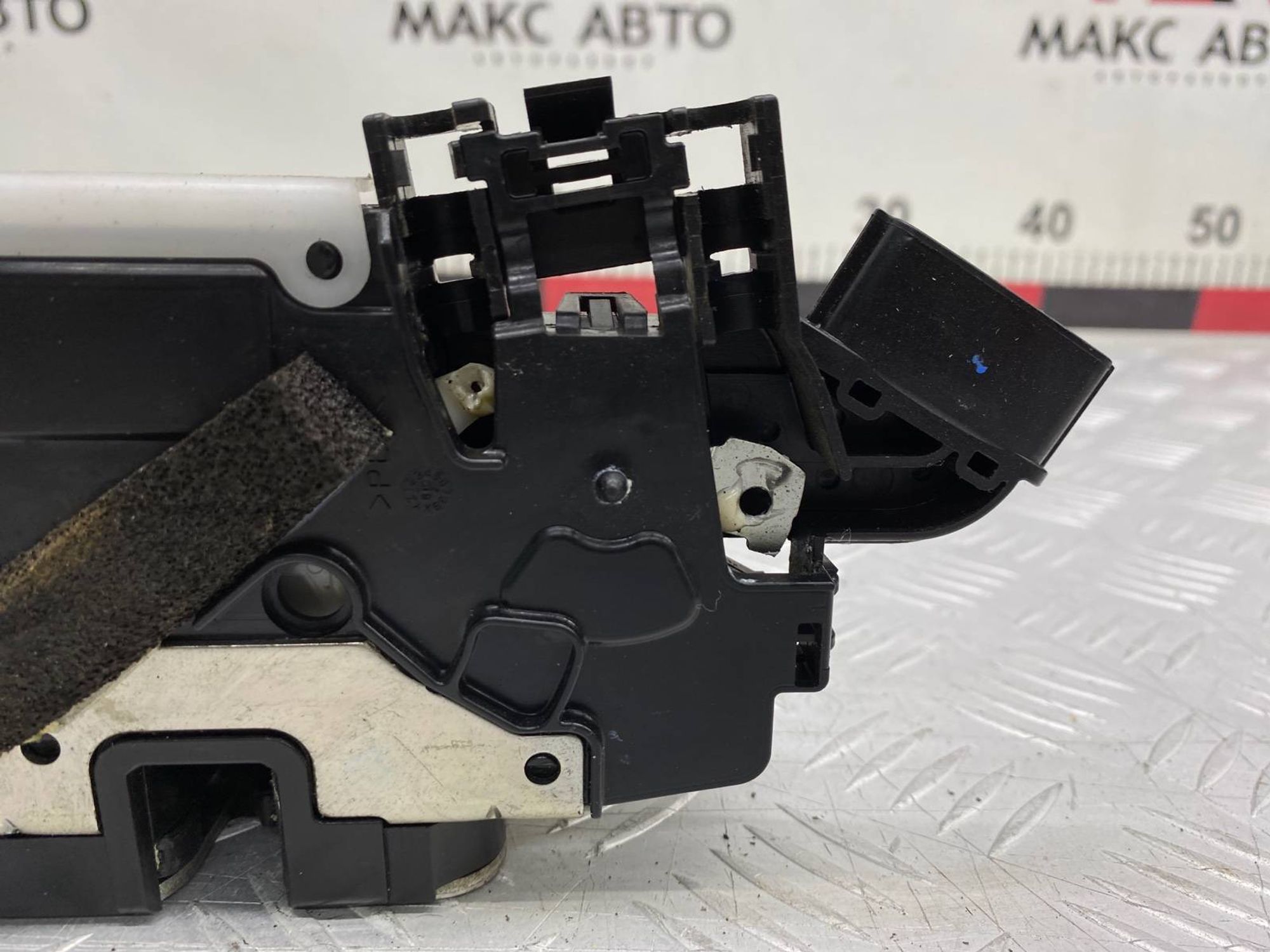 https://gcs.partsauto.market/rn-stockpro.appspot.com/thmbs/c8f07ba63eb5b2f0f6006ea854bf8f7d/4e25ebf11da115b35ff0c6a6397145e6/266cd34e5a159db902d157d52f6c4f5d.jpg