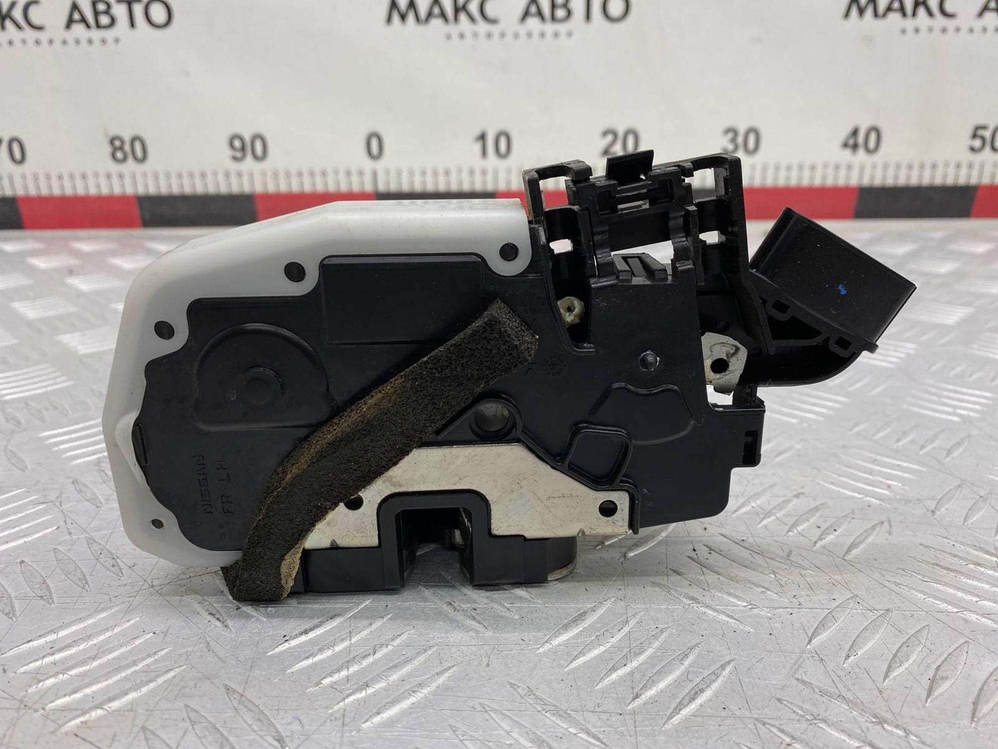https://gcs.partsauto.market/rn-stockpro.appspot.com/thmbs/c8f07ba63eb5b2f0f6006ea854bf8f7d/4e25ebf11da115b35ff0c6a6397145e6/f1292fecb81bfc1d36747e797aaacbe7.jpg
