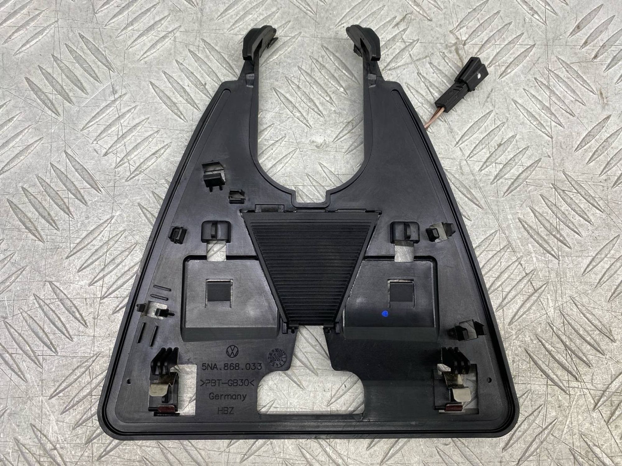 https://gcs.partsauto.market/rn-stockpro.appspot.com/thmbs/c8f07ba63eb5b2f0f6006ea854bf8f7d/53f730f9b7d5d6203042ce925f01c454/ff74360b5ccde7b5c1f7efc4c9e9d1fa.jpg