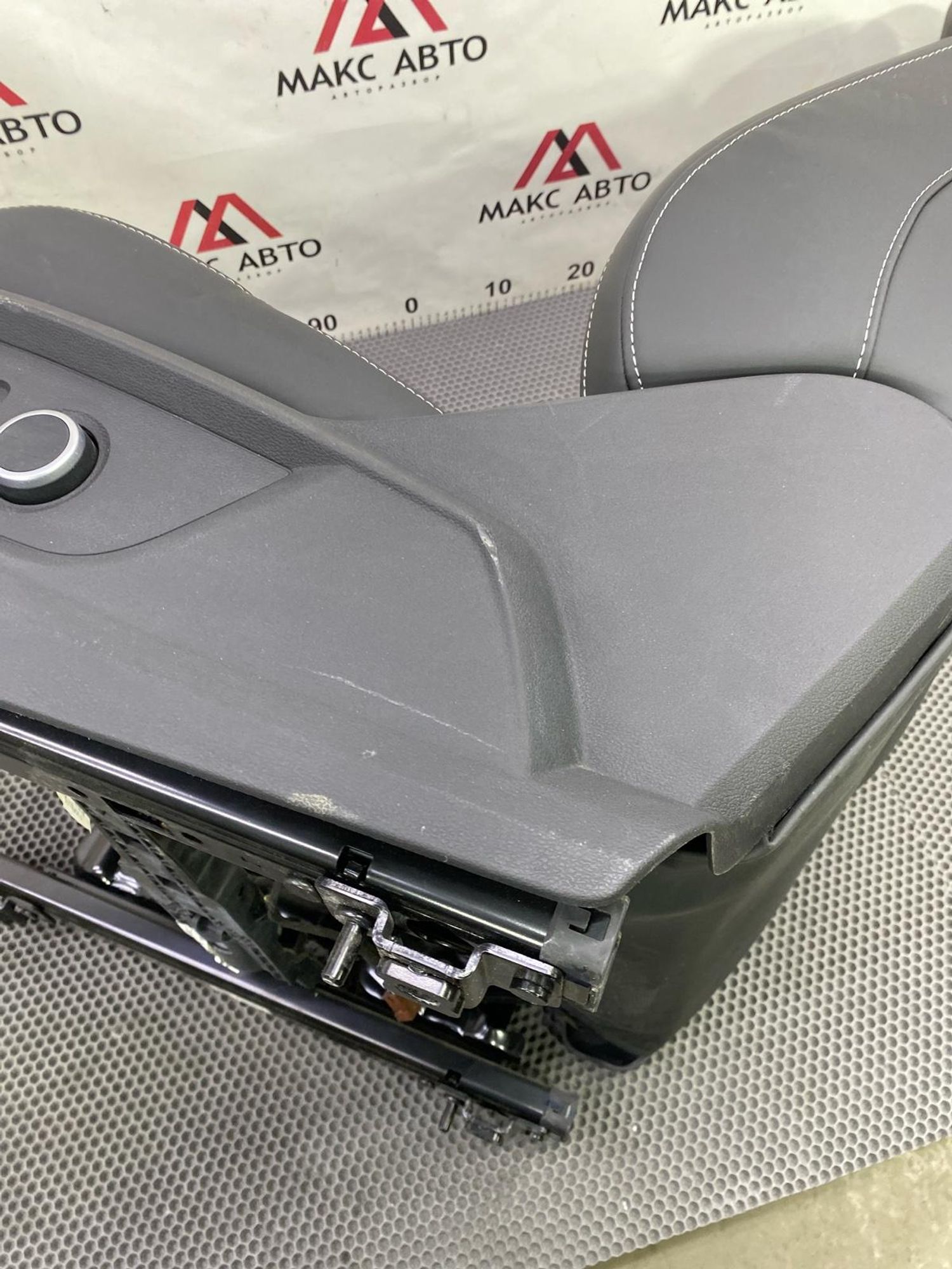 https://gcs.partsauto.market/rn-stockpro.appspot.com/thmbs/c8f07ba63eb5b2f0f6006ea854bf8f7d/587f02ccd94b0a6d7ba320bcbd074e36/5ef1999ca96095691aea05f2bcb7d1e1.jpg