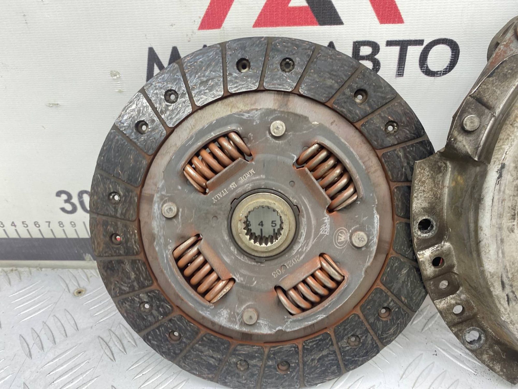 https://gcs.partsauto.market/rn-stockpro.appspot.com/thmbs/c8f07ba63eb5b2f0f6006ea854bf8f7d/6ac2ef48858c405246e91bebeb8b58d9/862de1fa50c0f8a6387cee2b86500262.jpg