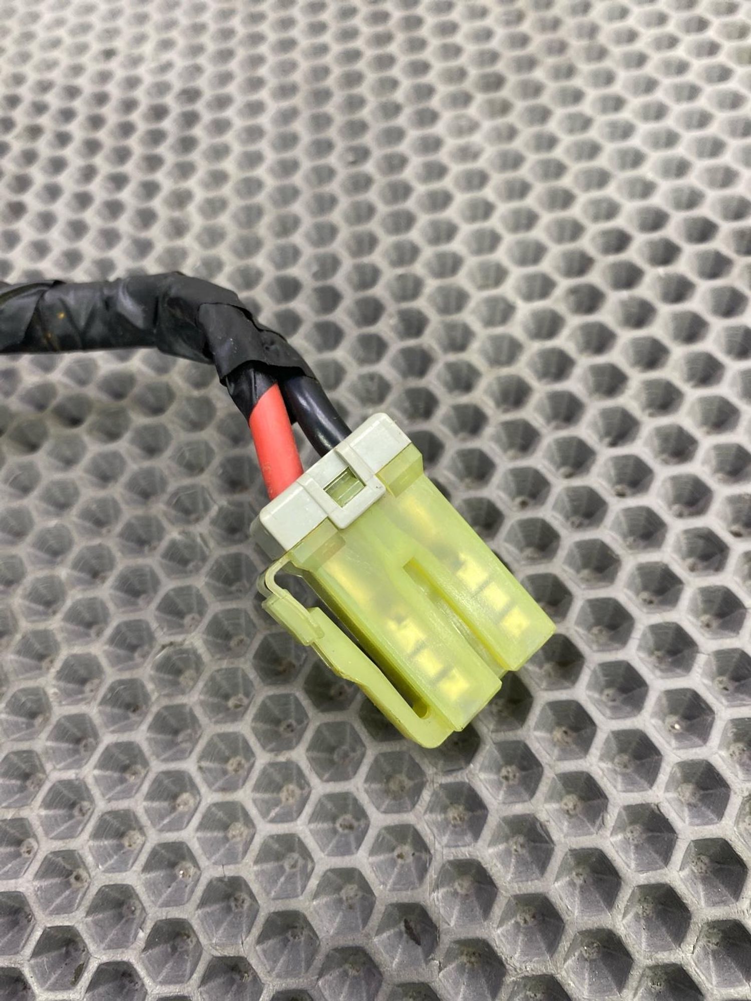 https://gcs.partsauto.market/rn-stockpro.appspot.com/thmbs/c8f07ba63eb5b2f0f6006ea854bf8f7d/73cedde0e07b731bd310a79726d360c7/c239f47c1e3452b0f788a7eed74c8429.jpg
