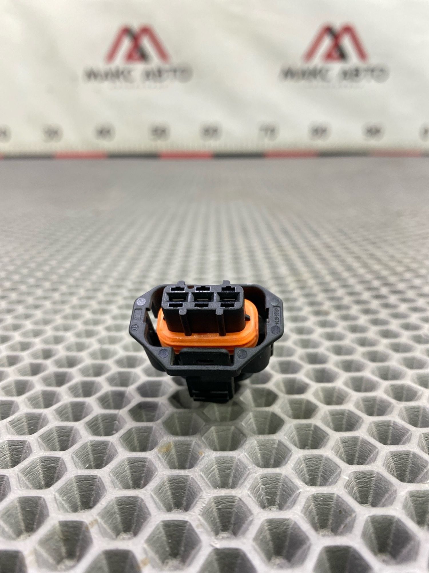 https://gcs.partsauto.market/rn-stockpro.appspot.com/thmbs/c8f07ba63eb5b2f0f6006ea854bf8f7d/9d5b7d3091d86c7a075d5f3c3691e6da/b7e3b4f857d43afc482b57c1de797710.jpg