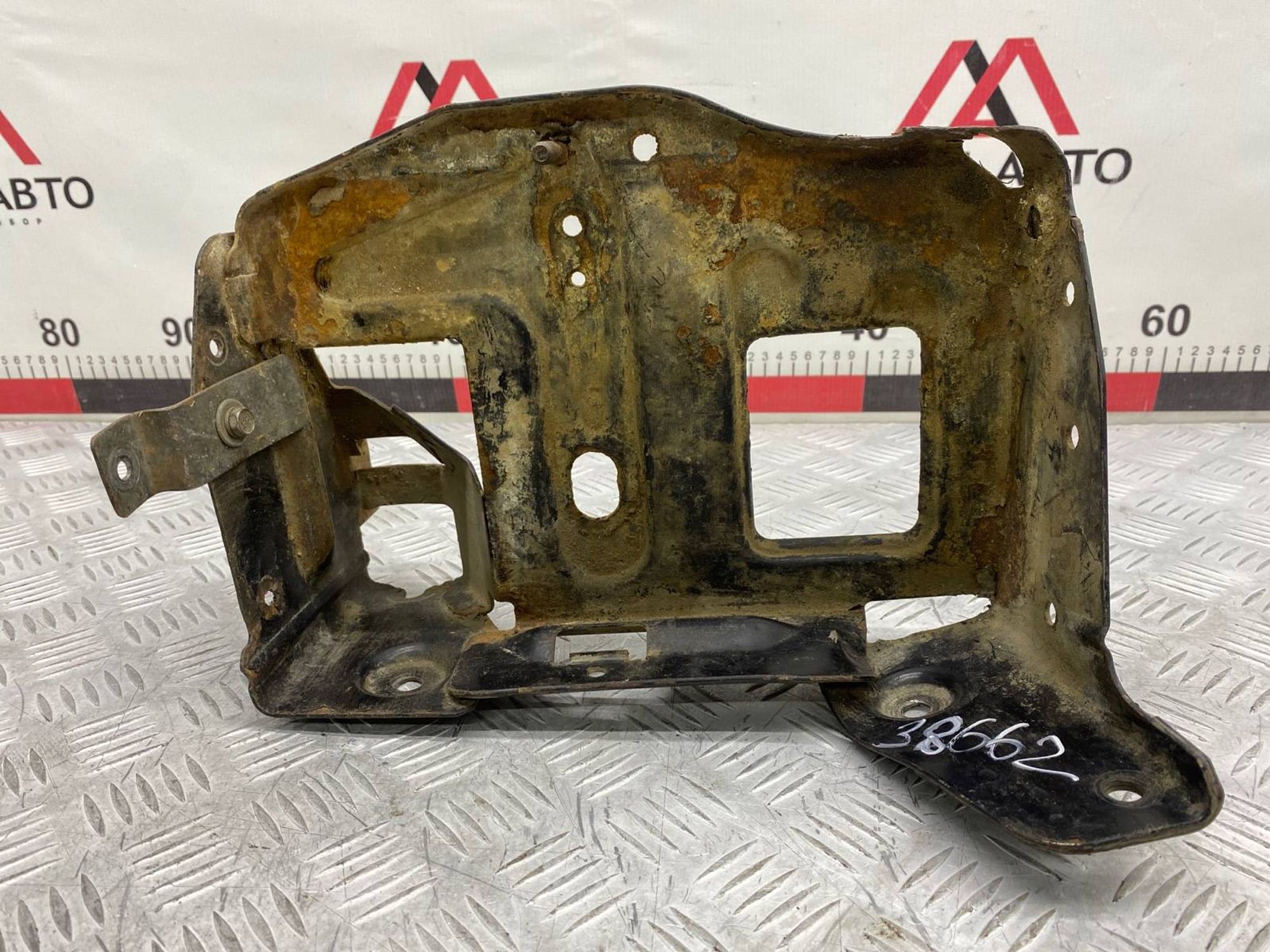 https://gcs.partsauto.market/rn-stockpro.appspot.com/thmbs/c8f07ba63eb5b2f0f6006ea854bf8f7d/a7789c7017d7d936b505766a45b3ece9/b663270d60784308be005cc6382f3b03.jpg