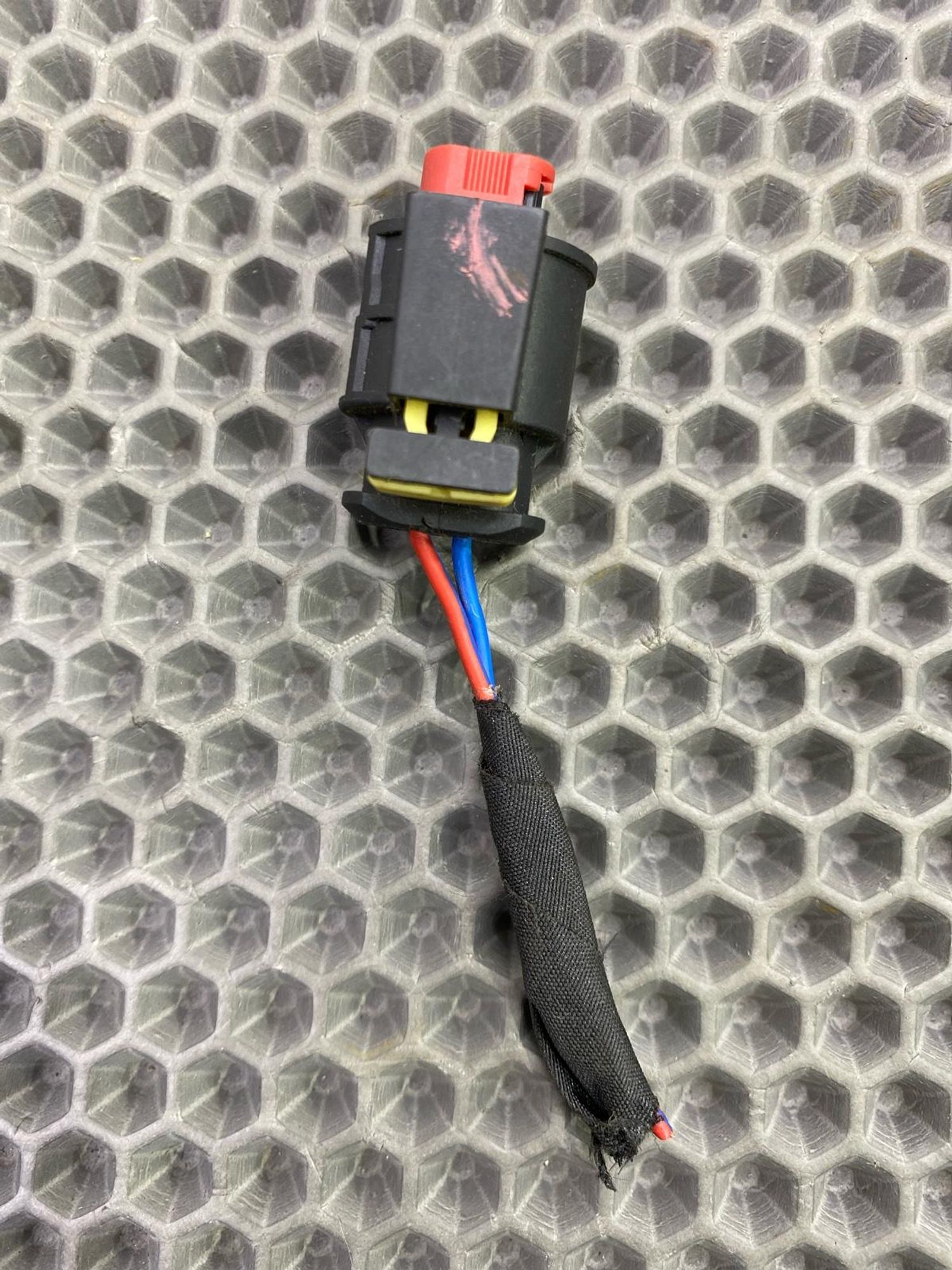 https://gcs.partsauto.market/rn-stockpro.appspot.com/thmbs/c8f07ba63eb5b2f0f6006ea854bf8f7d/b007de6f2b78b3853c251984e13e0740/a44332ac3e9d8b70bd7d38acbb9a6b9d.jpg