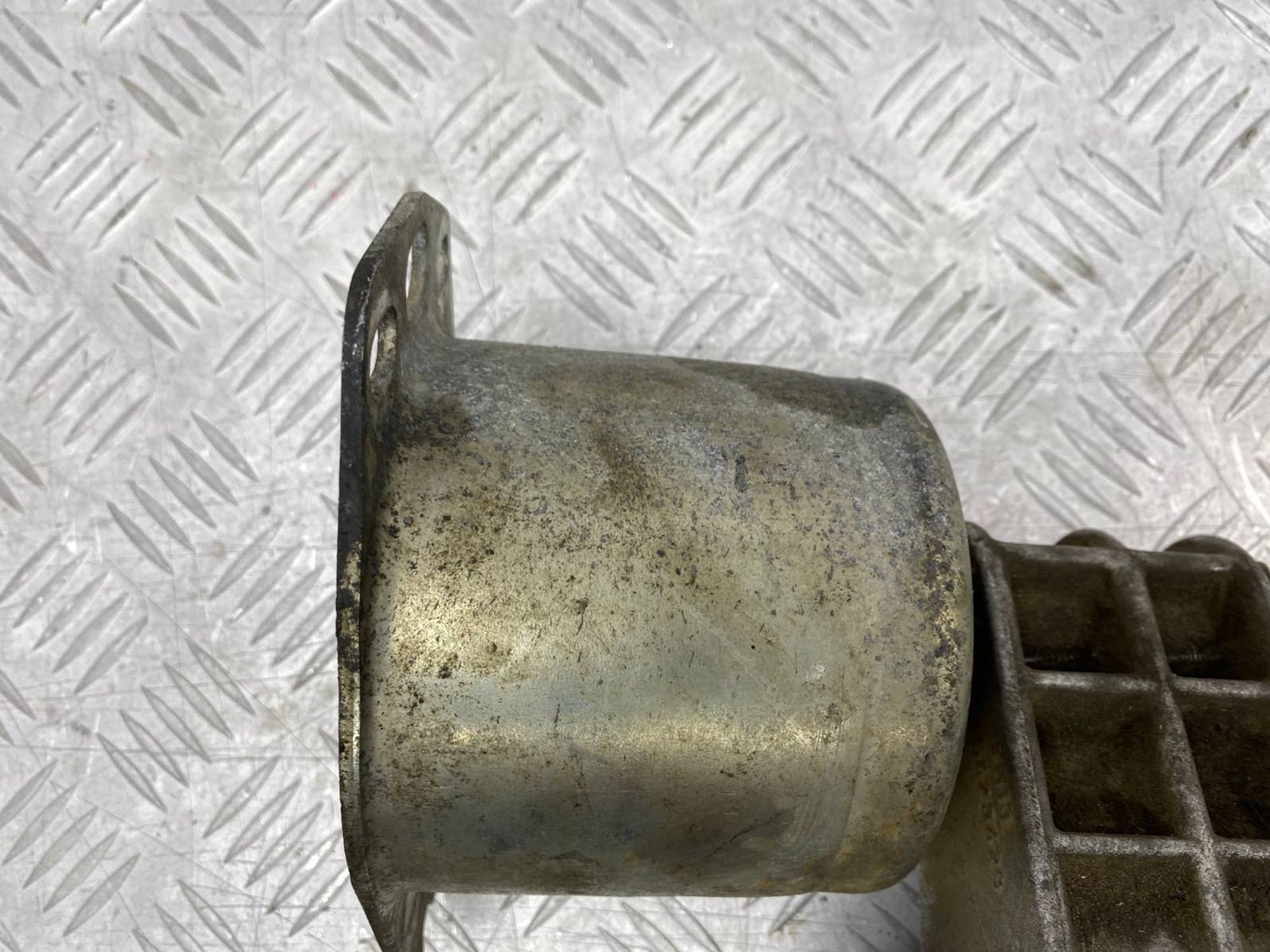 https://gcs.partsauto.market/rn-stockpro.appspot.com/thmbs/c8f07ba63eb5b2f0f6006ea854bf8f7d/b284f810d76b0ca9706fe635048b7960/84f760052fdca0b610805c23e710ae6e.jpg