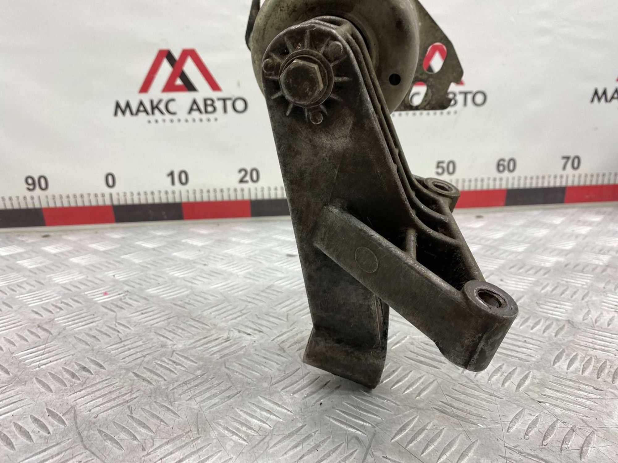 https://gcs.partsauto.market/rn-stockpro.appspot.com/thmbs/c8f07ba63eb5b2f0f6006ea854bf8f7d/b284f810d76b0ca9706fe635048b7960/975fa47755b90e7e63fa8f6166f169c4.jpg