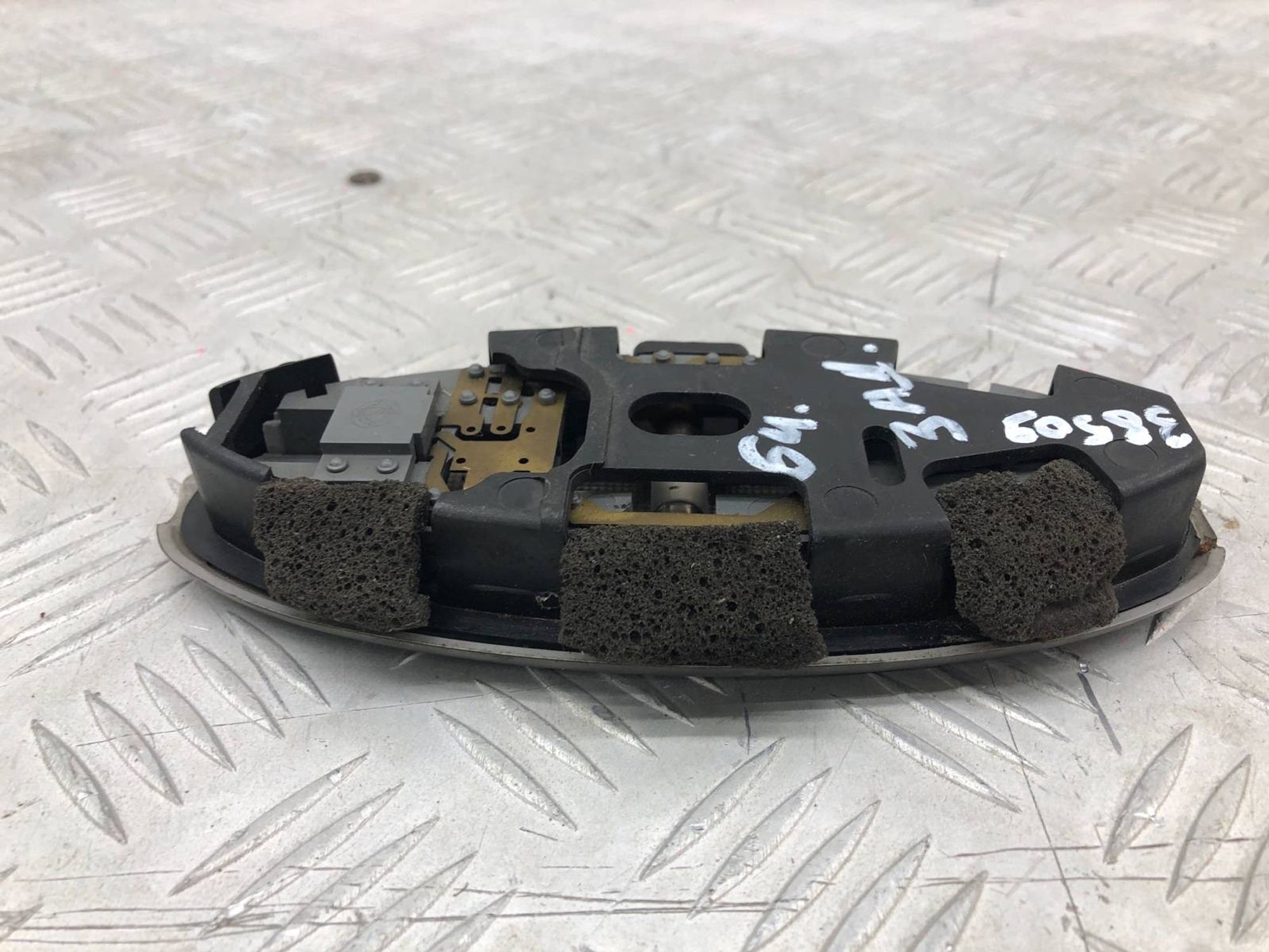 https://gcs.partsauto.market/rn-stockpro.appspot.com/thmbs/c8f07ba63eb5b2f0f6006ea854bf8f7d/c1a5c4ee118d84de7d2895a8d1565b8a/49d343f49b2bbd9452d64a20f4cd902b.jpg
