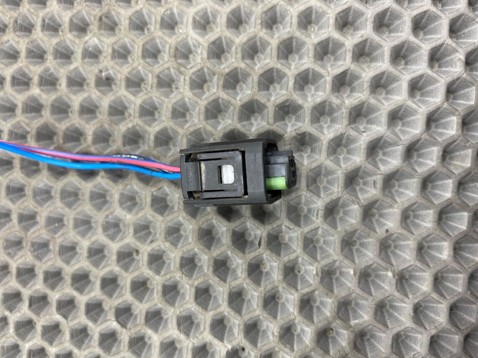 https://gcs.partsauto.market/rn-stockpro.appspot.com/thmbs/c8f07ba63eb5b2f0f6006ea854bf8f7d/cefb7e40736bff6f2011887e630c22bd/35ebfd21c224ef509827366acd0d9e79.jpg