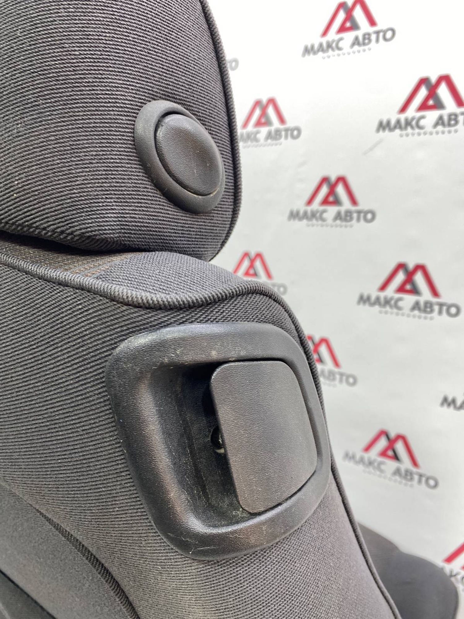 https://gcs.partsauto.market/rn-stockpro.appspot.com/thmbs/c8f07ba63eb5b2f0f6006ea854bf8f7d/d8ee67093329749c34b6bede56750498/42c074228f0eca50b643a90175270ae5.jpg