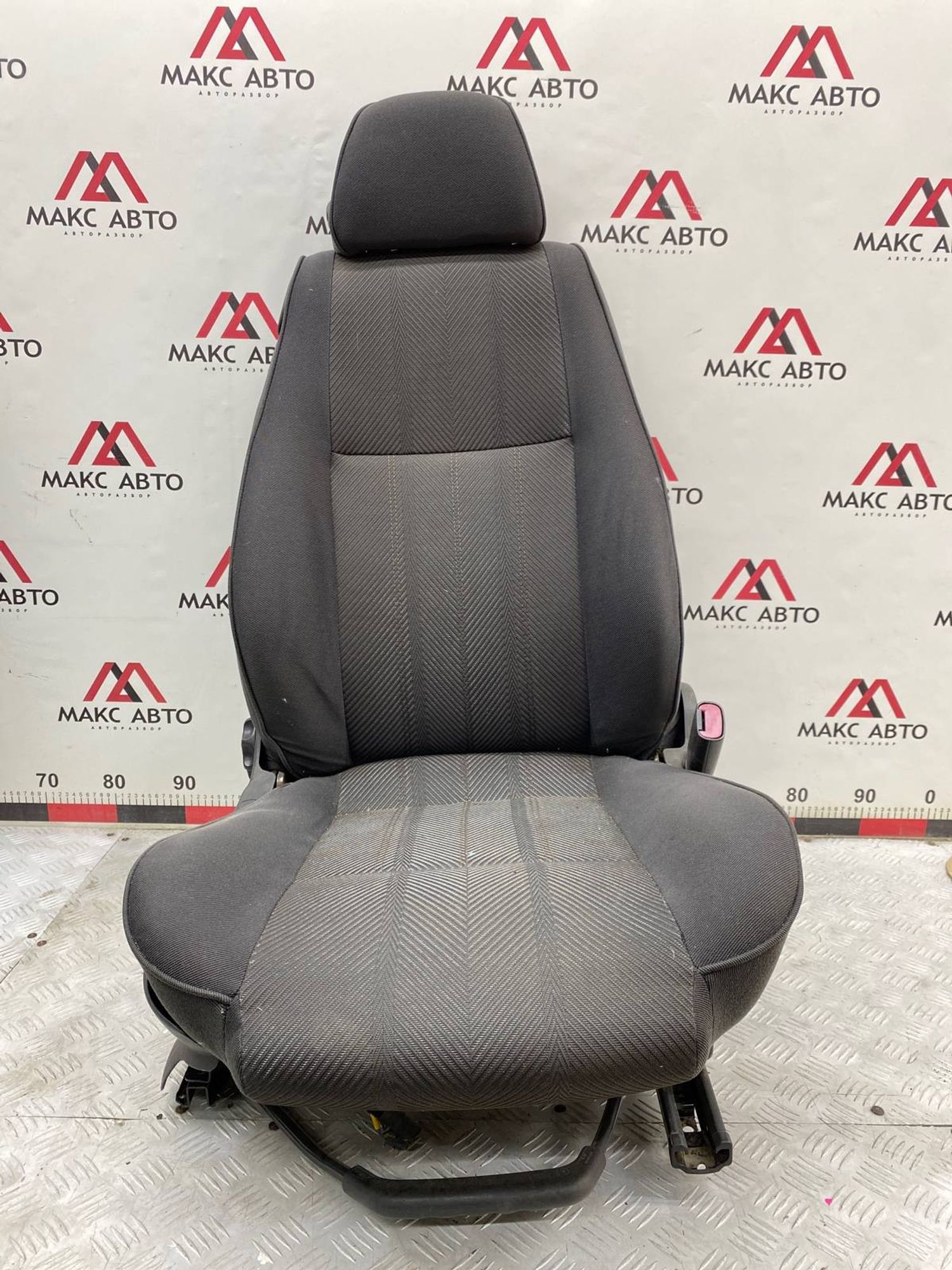https://gcs.partsauto.market/rn-stockpro.appspot.com/thmbs/c8f07ba63eb5b2f0f6006ea854bf8f7d/d8ee67093329749c34b6bede56750498/4c49520e0ed2a4e07a00c165b35b1128.jpg