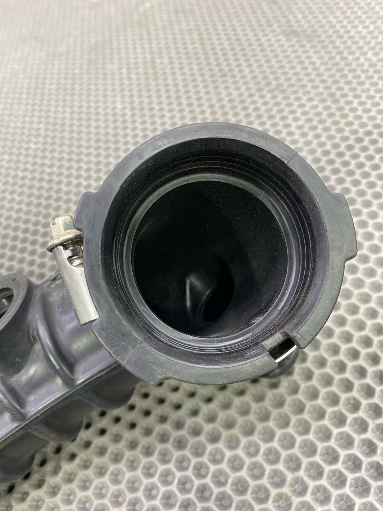 https://gcs.partsauto.market/rn-stockpro.appspot.com/thmbs/c8f07ba63eb5b2f0f6006ea854bf8f7d/e88c5943de407e3cccb7a2bf505ffd5a/0d1060ef05c0fde39218a15399e2a30d.jpg